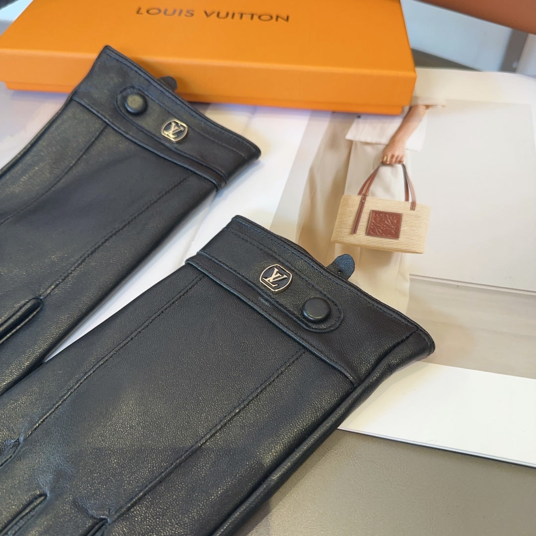 LV GLOVES IN BLACK LAMBSKIN 462318 - L