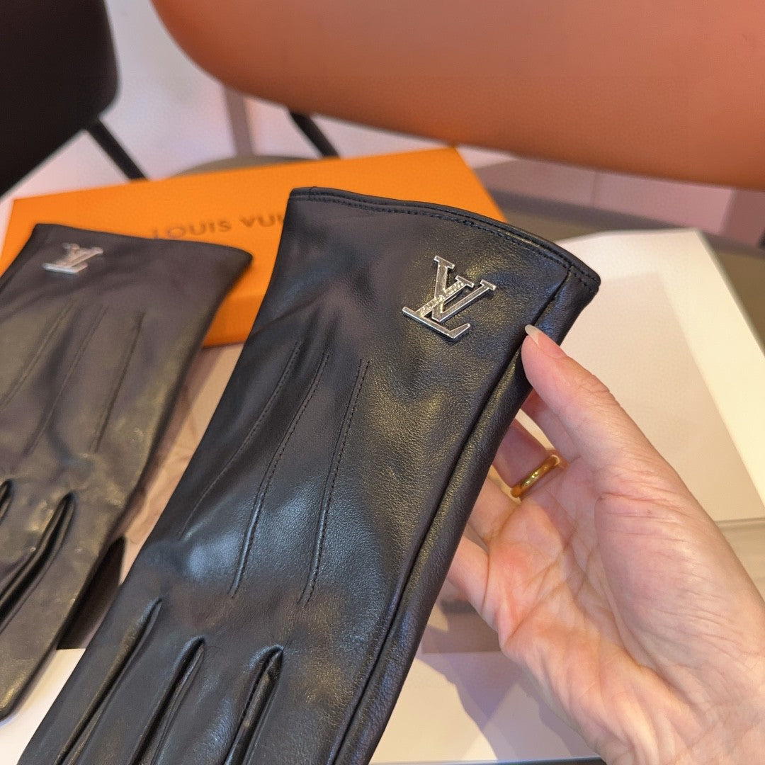 LV GLOVES IN BLACK LAMBSKIN 462373 - L