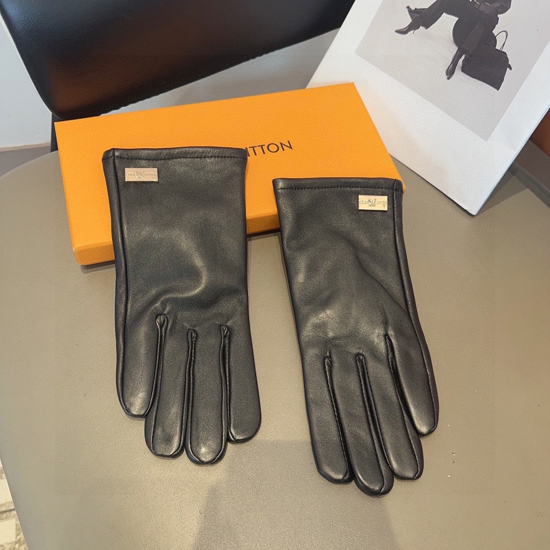 LV GLOVES IN BLACK LAMBSKIN 463894 - M