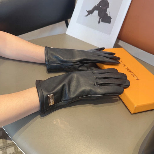 LV GLOVES IN BLACK LAMBSKIN 463894 - M