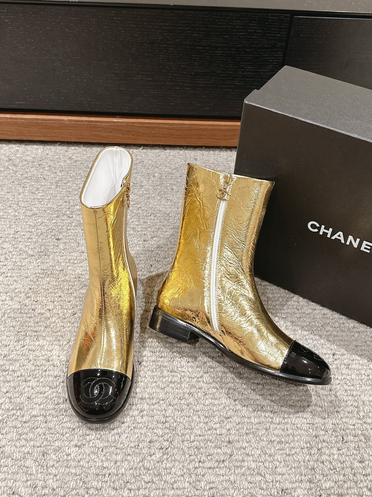 CC SHORT BOOTS IN GOLDEN MIX BLACK LAMBSKIN - 35