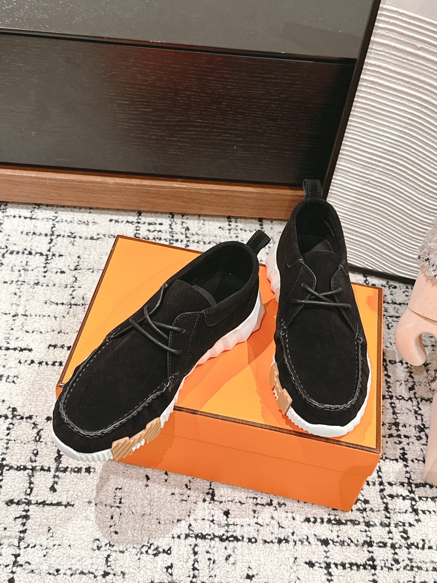 INCREASE SNEAKER IN BLACK SUEDE - 34