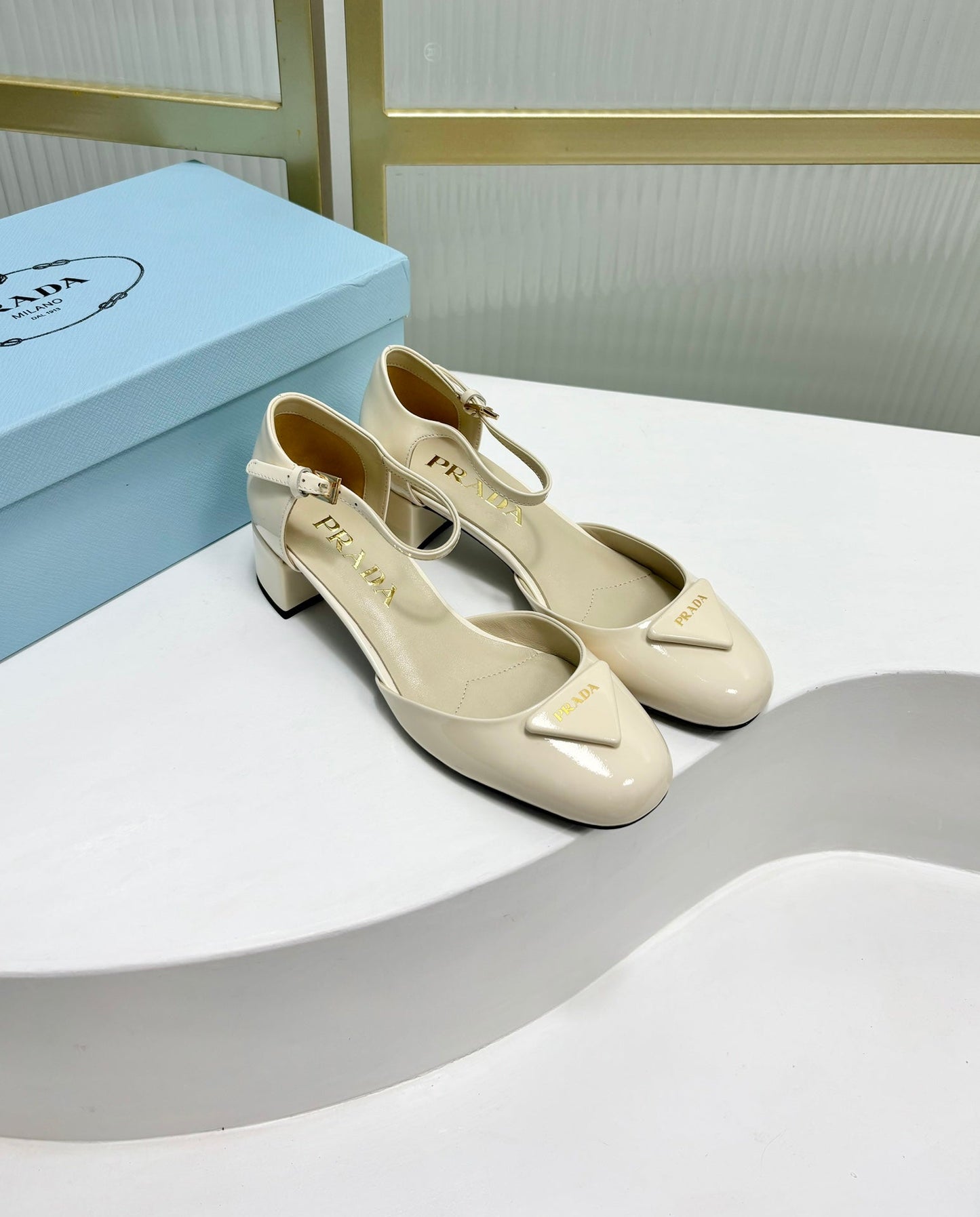 PRA MARY JANE PUMPS CREAMY WHITE CALFSKIN - 34