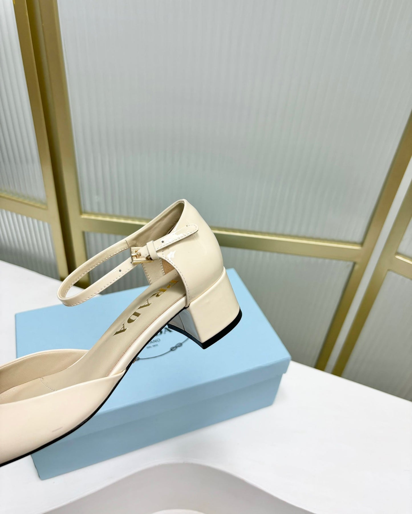 PRA MARY JANE PUMPS CREAMY WHITE CALFSKIN - 34
