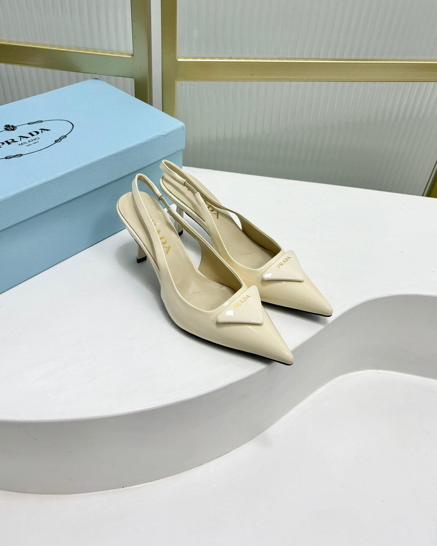 PRA PATENT LEATHER SLINGBACK PUMPS 50 CREAMY WHITE - 35