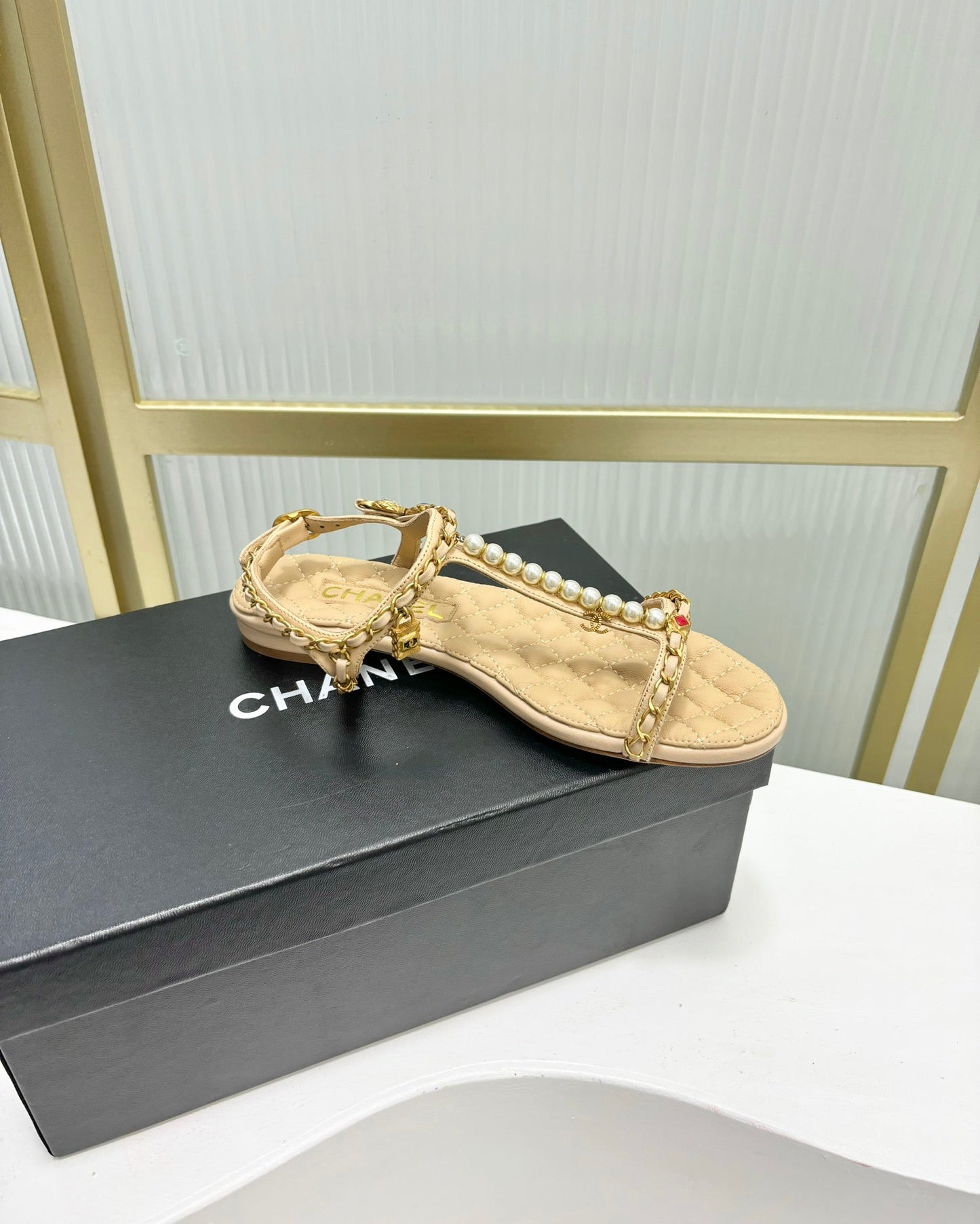 SANDALS PEARL CHAIN IN BEIGE CREAM COWHIDE - 35