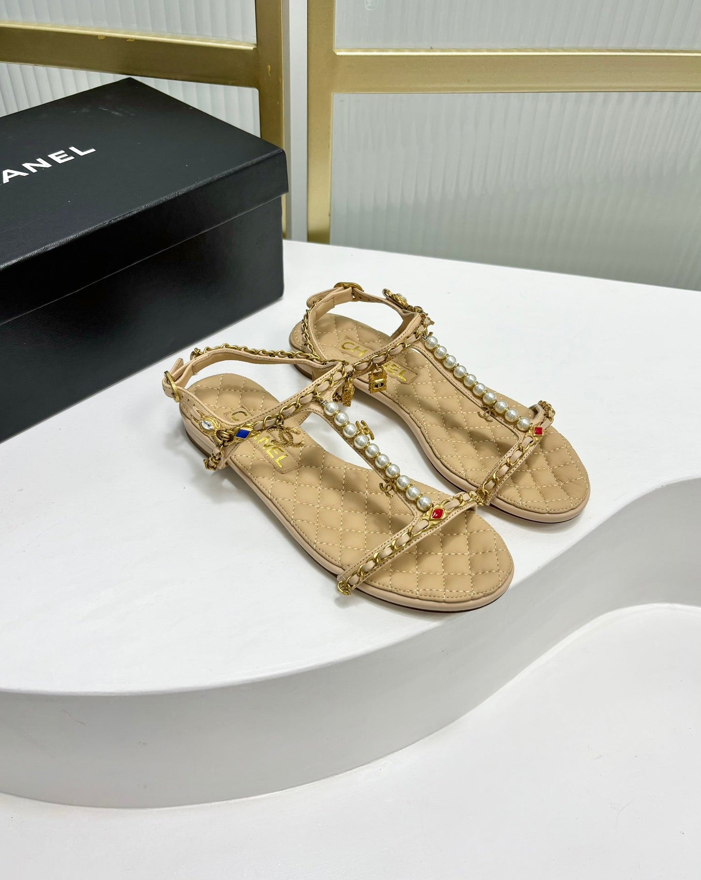 SANDALS PEARL CHAIN IN BEIGE CREAM COWHIDE - 35