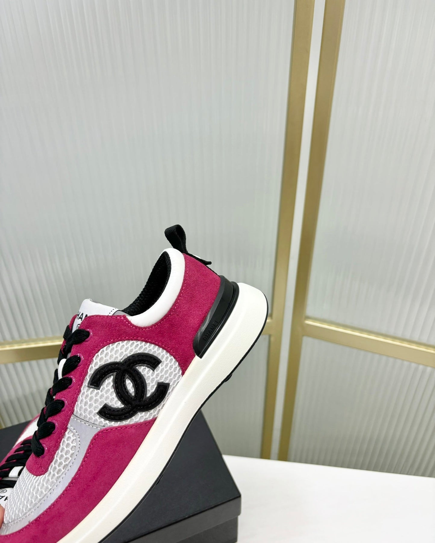 SNEAKER IN BARBIE PINK SUEDE AND GREY BREATHABLE MESH - 35