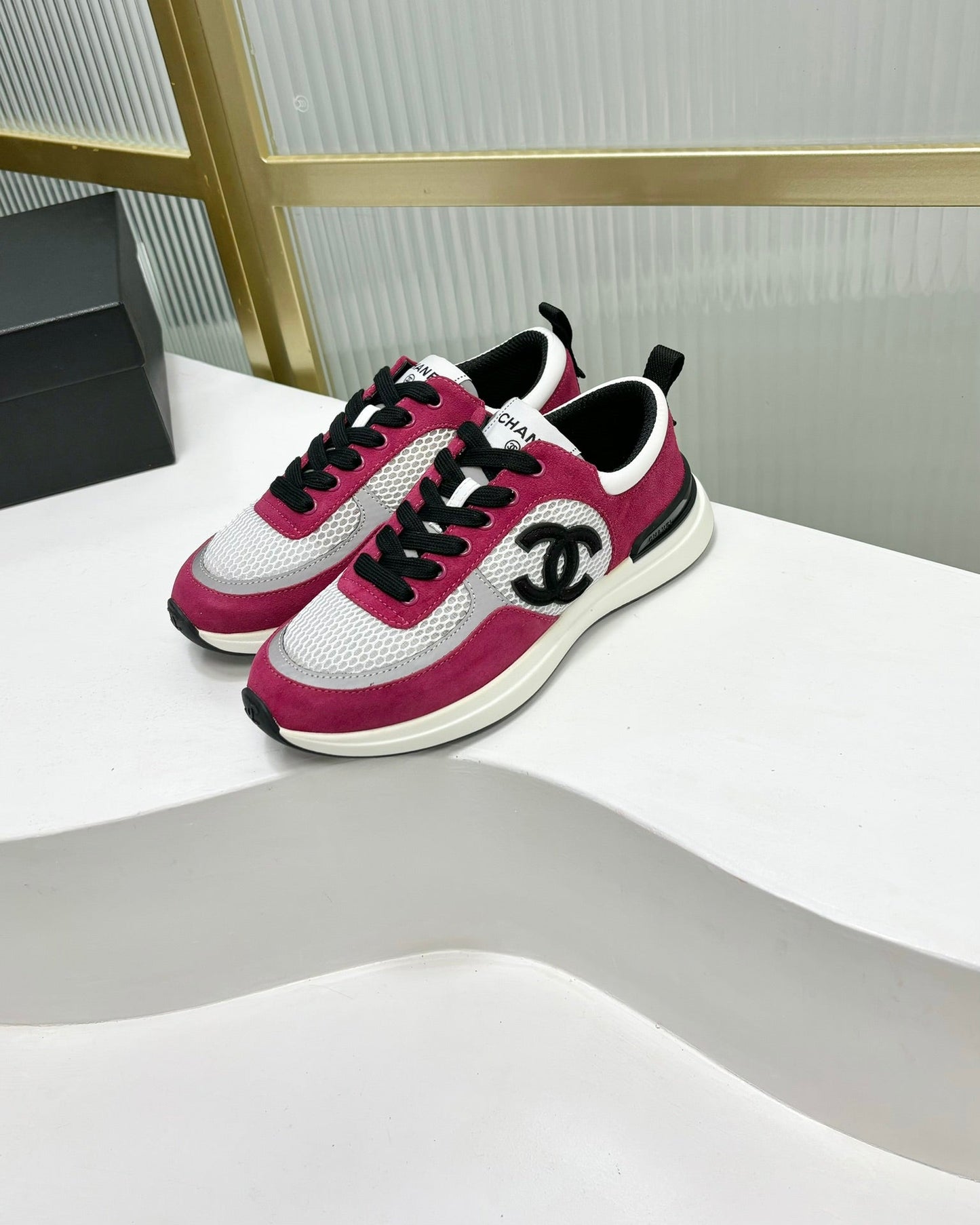 SNEAKER IN BARBIE PINK SUEDE AND GREY BREATHABLE MESH - 35