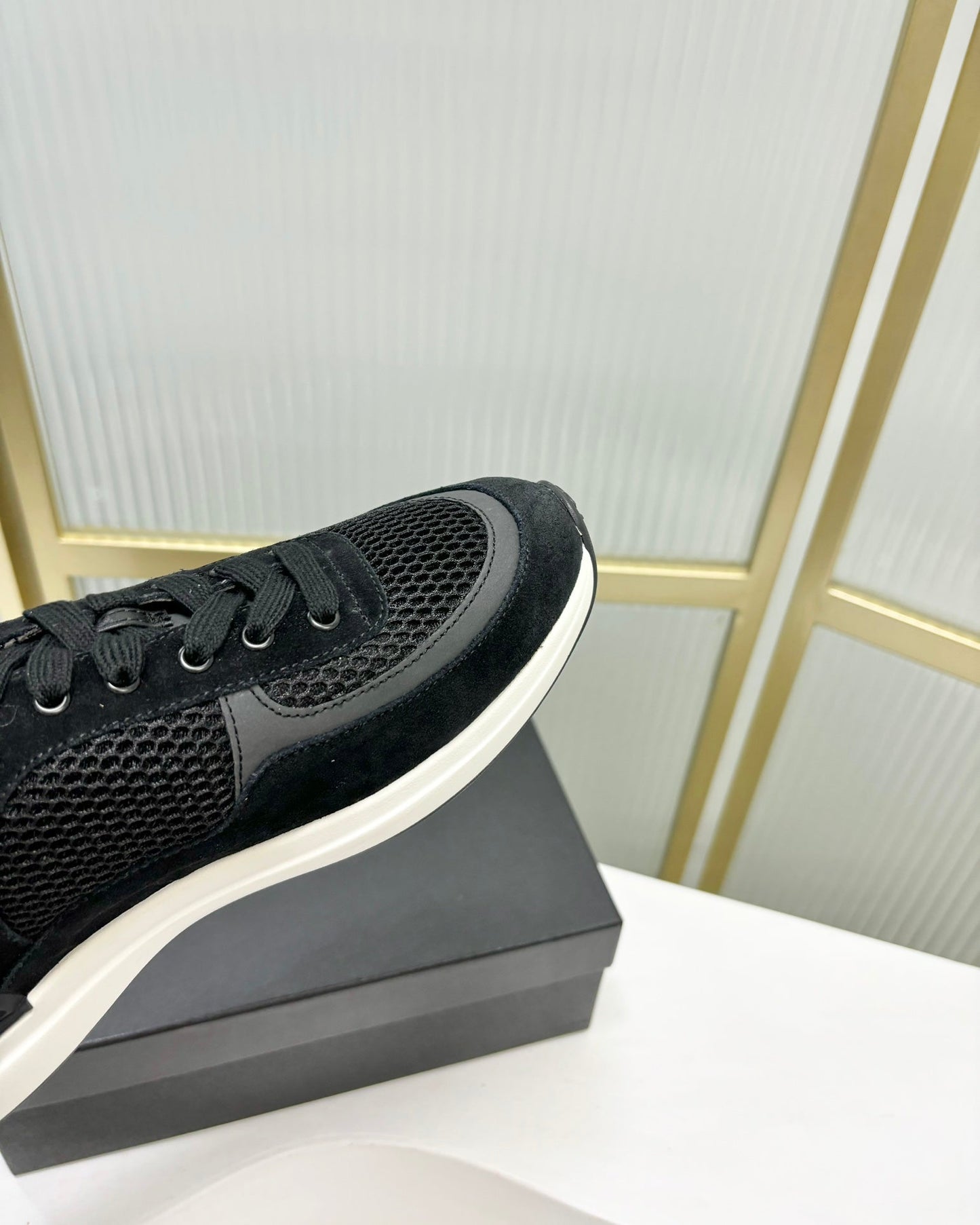 SNEAKER IN BLACK SUEDE AND BREATHABLE MESH - 35