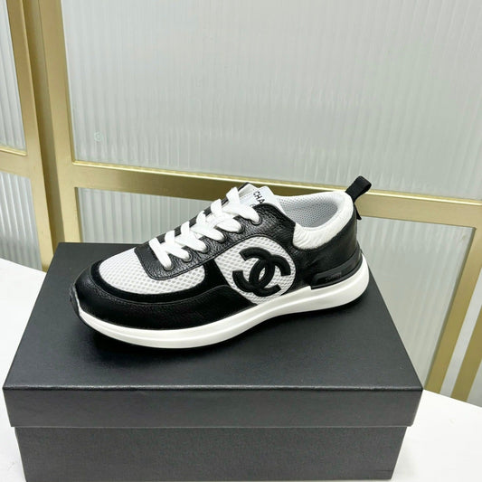 SNEAKER IN BLACK CALFSKIN AND GREY BREATHABLE MESH - 35