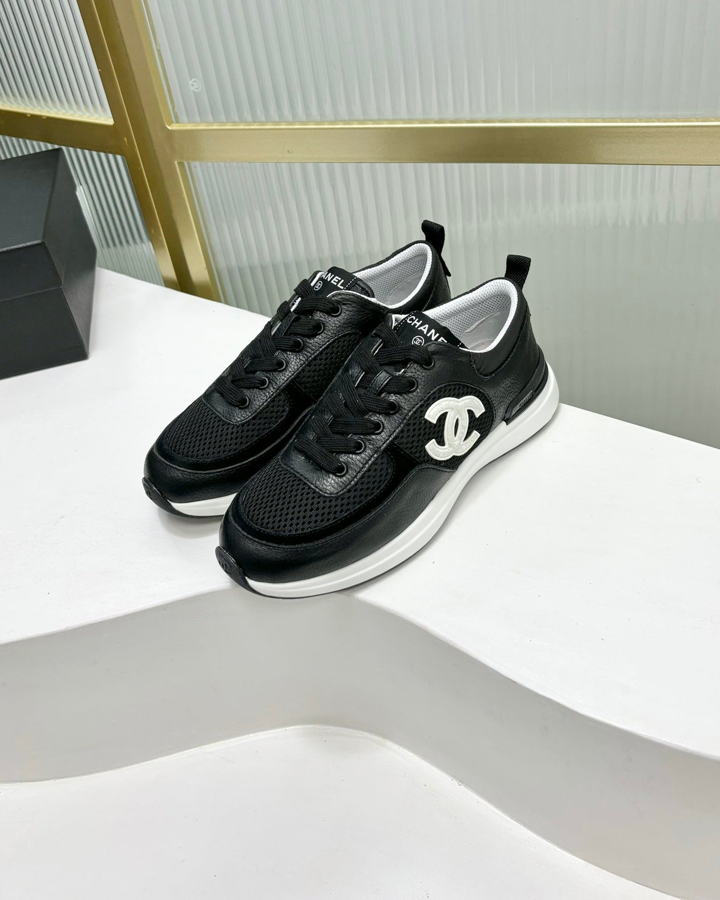 SNEAKER IN BLACK SUEDE WITH WHITE LOGO - 35