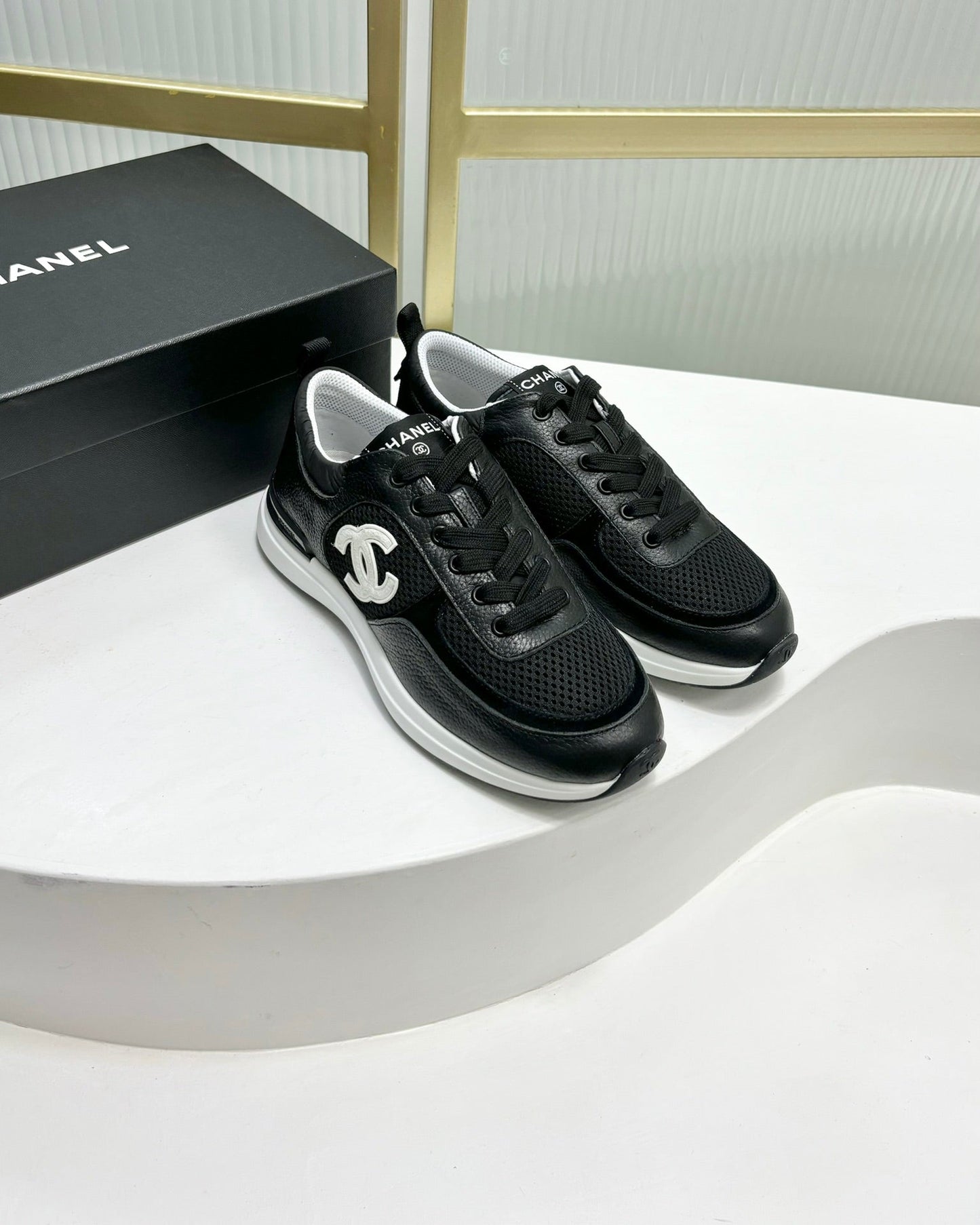 SNEAKER IN BLACK SUEDE WITH WHITE LOGO - 35