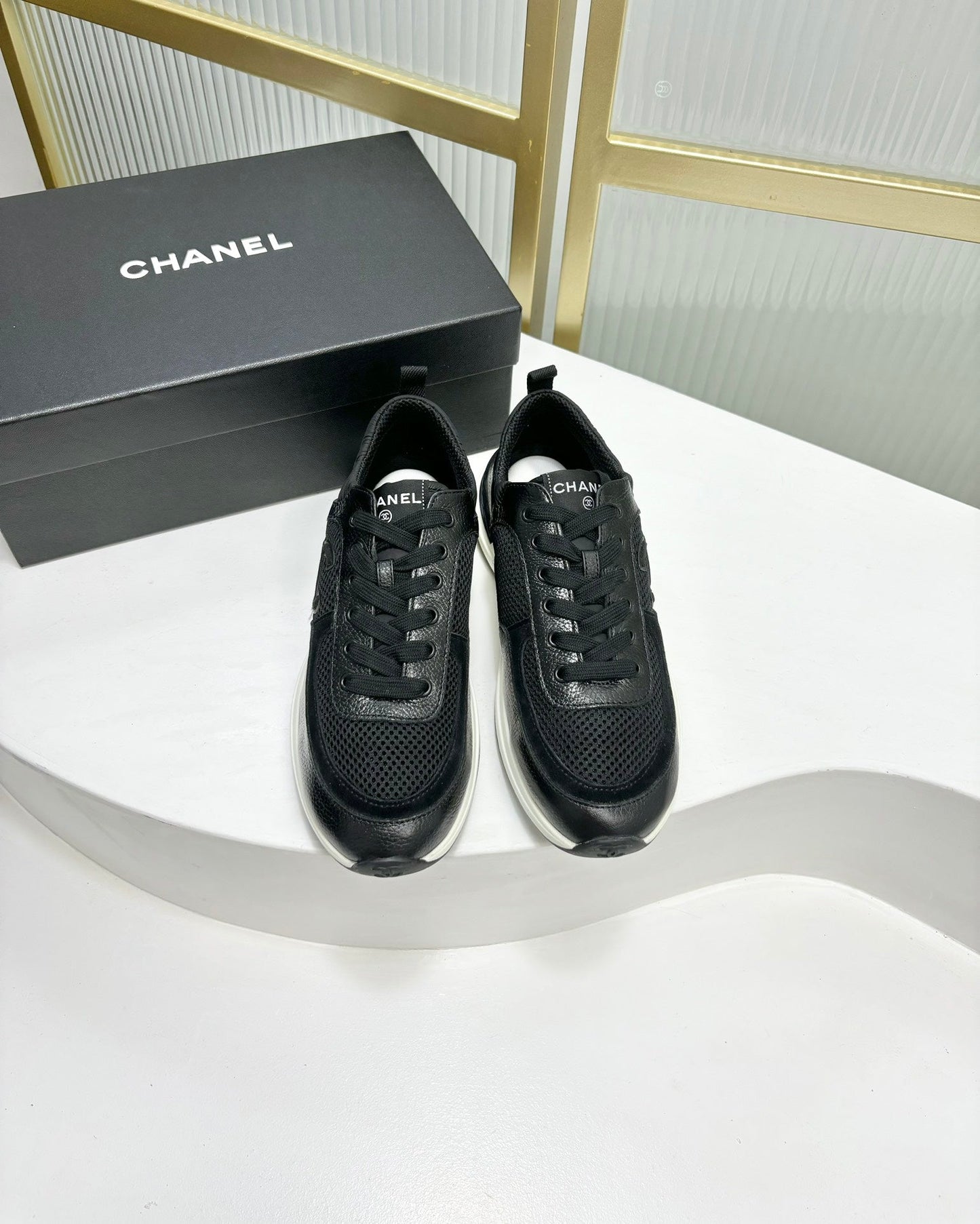 SNEAKER IN BLACK SUEDE - 35