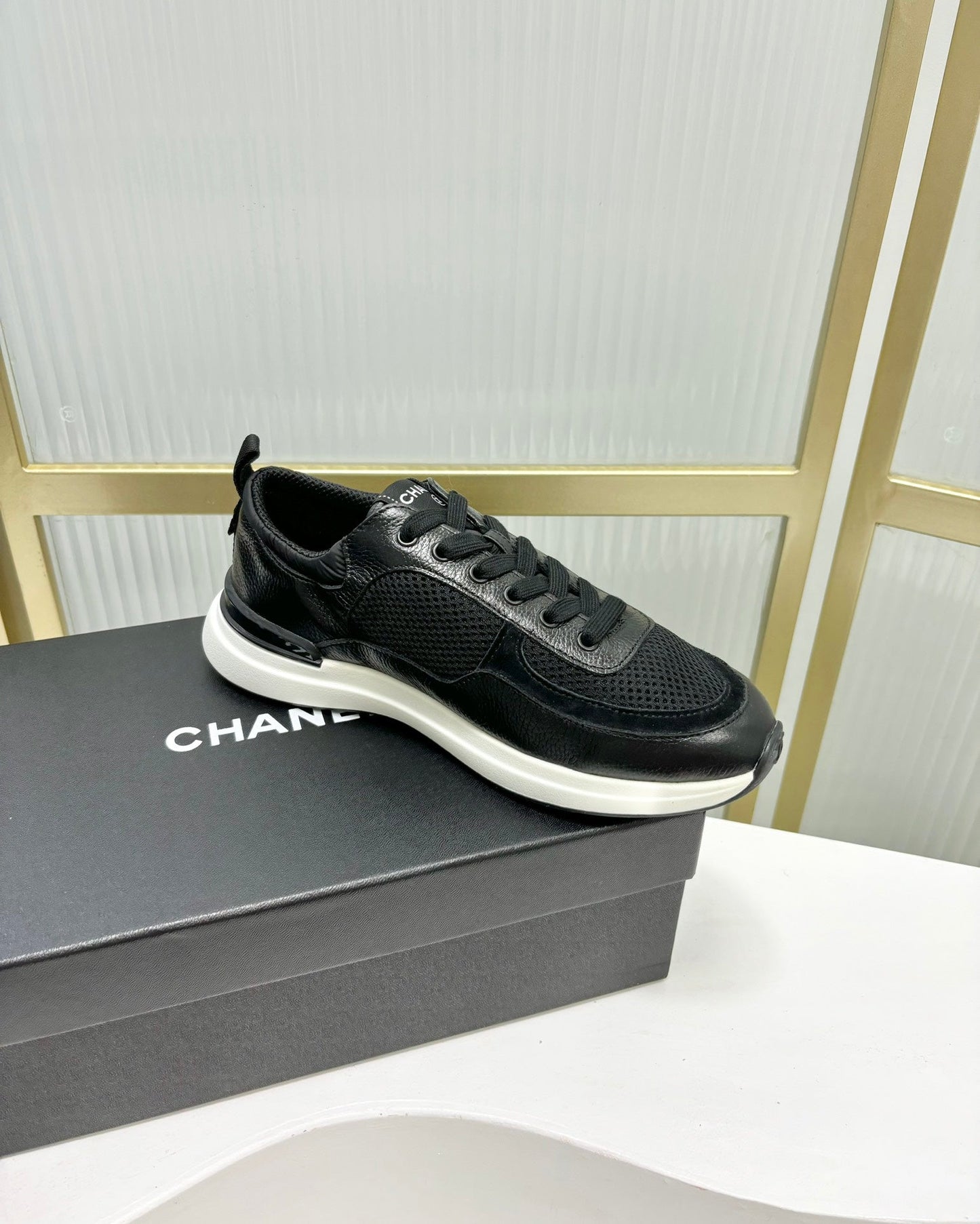 SNEAKER IN BLACK SUEDE - 35