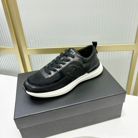 SNEAKER IN BLACK SUEDE - 35
