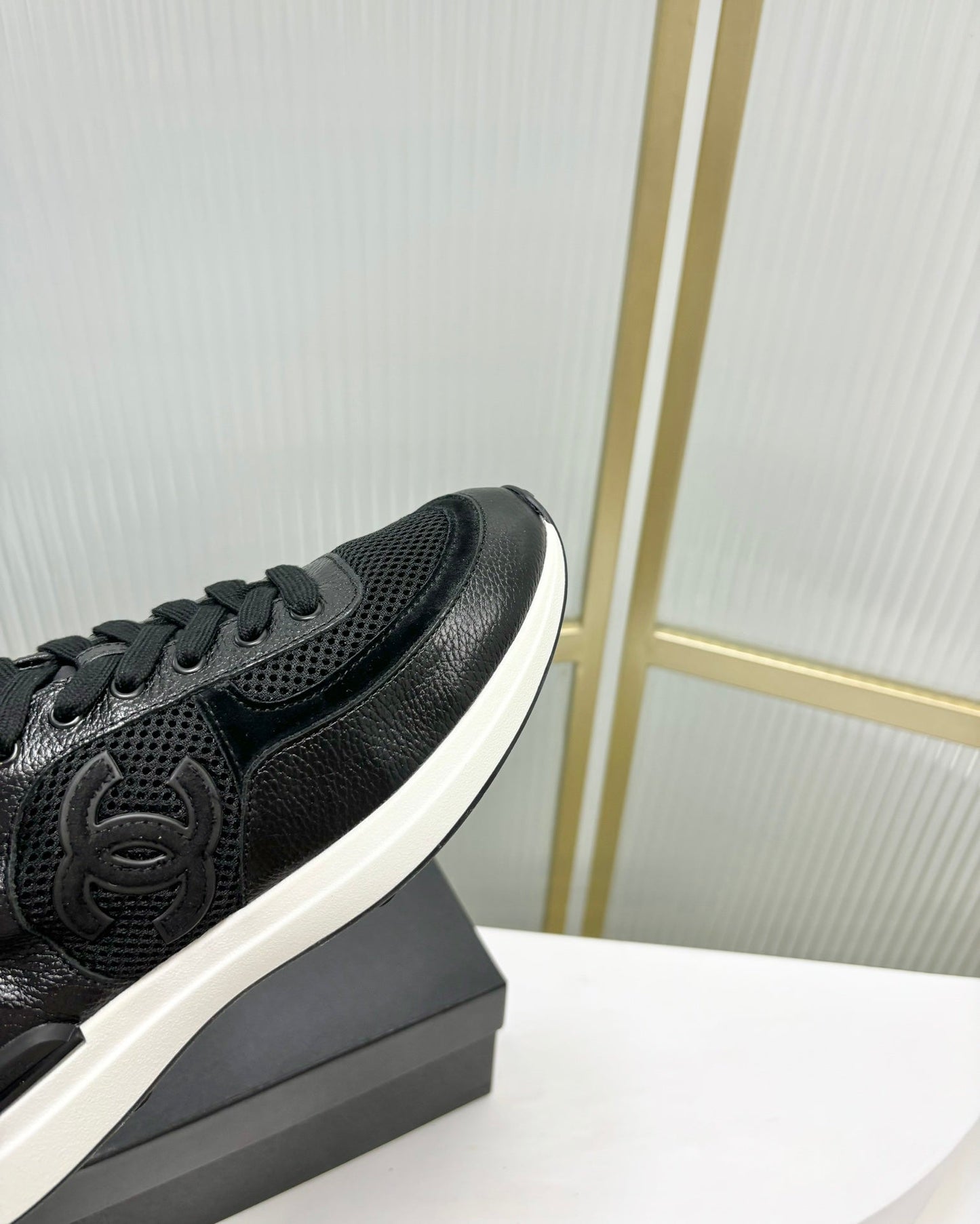 SNEAKER IN BLACK SUEDE - 35