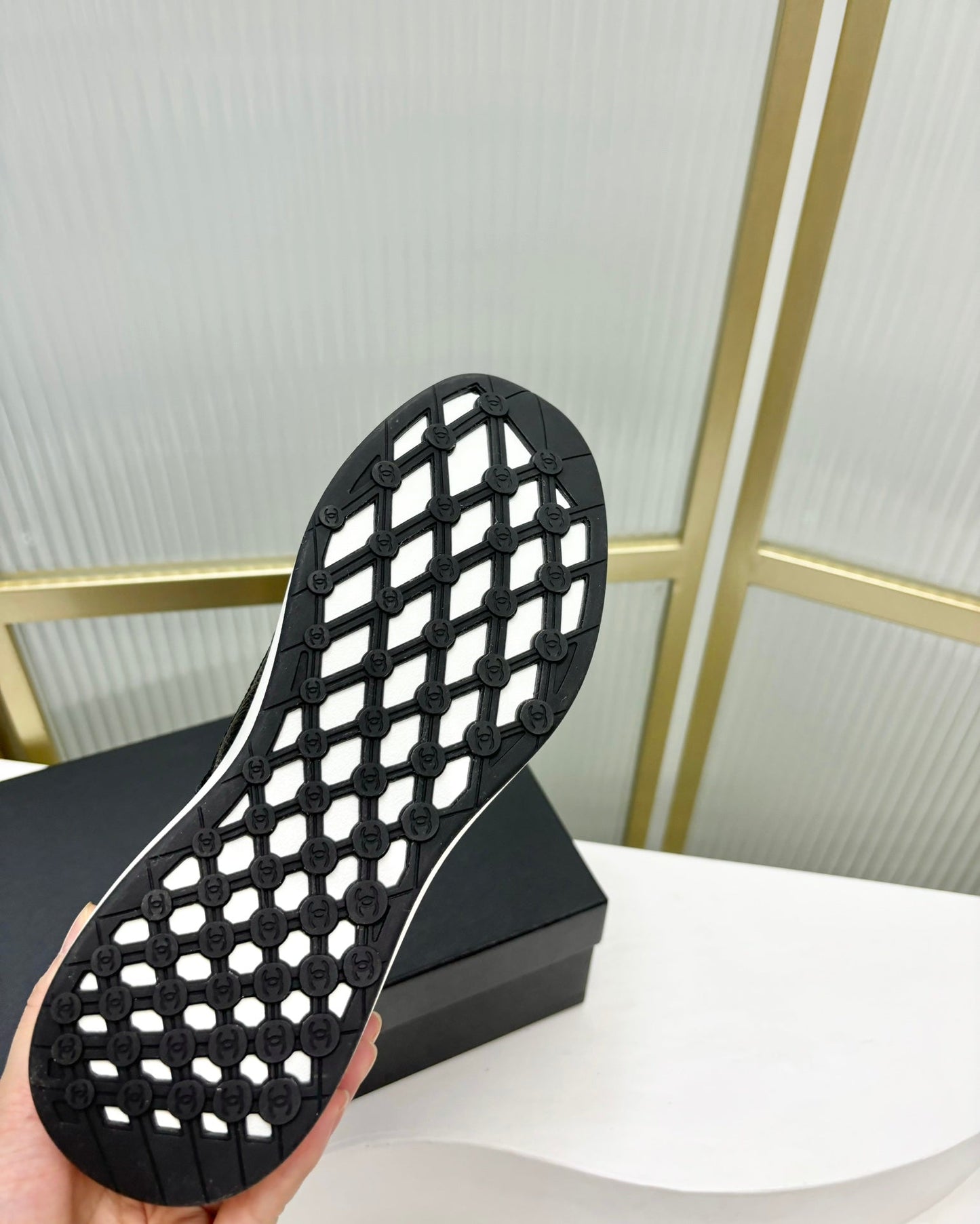 SNEAKER IN BLACK SUEDE - 35