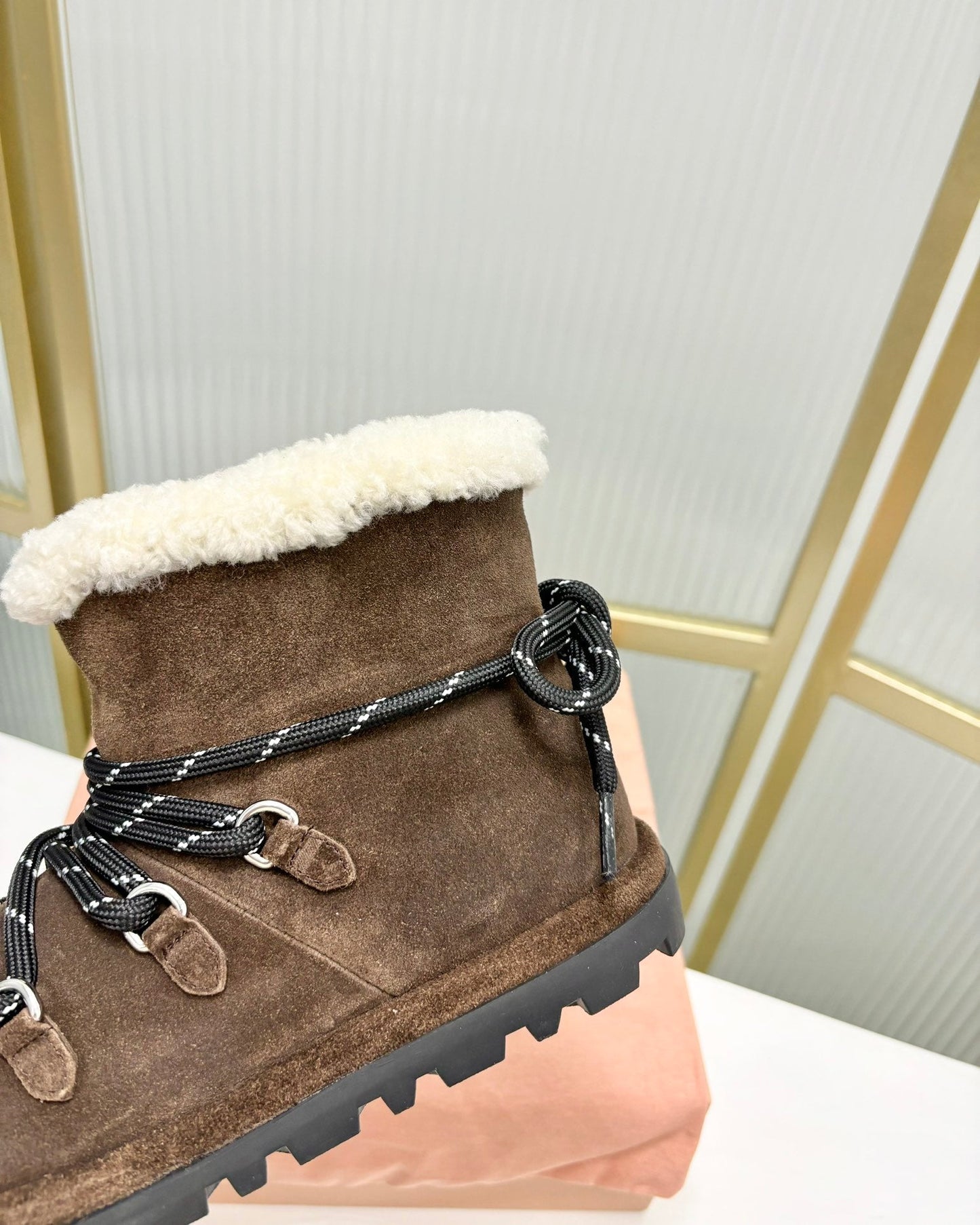LACE-UP ANKLE BOOTS IN CHOCOLATE SUEDE AND FLEECE LINING - 35