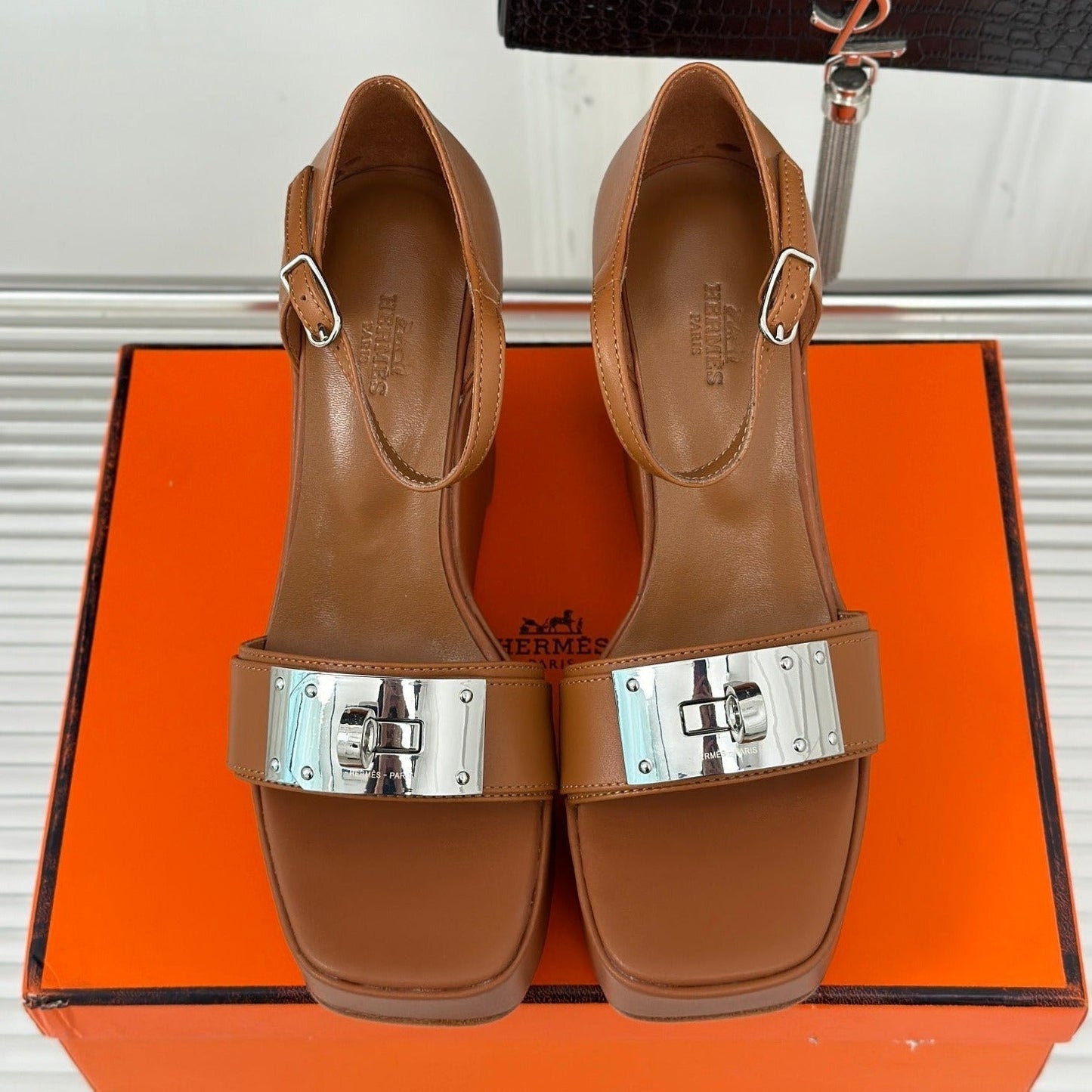 WEDGES SANDALS CARAMEL LAMBSKIN - 35