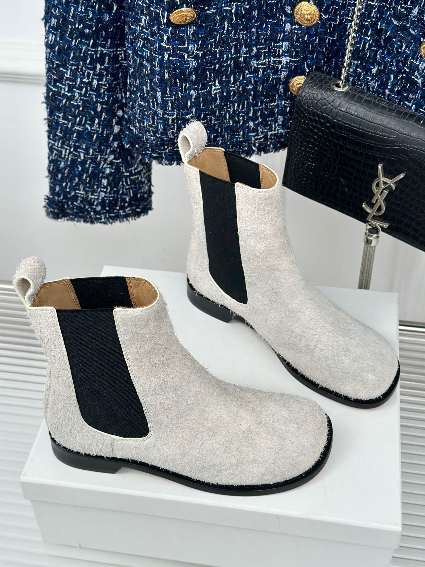 LW CAMPO CHELSEA BOOT WHITE BRUSHED SUEDE - 35