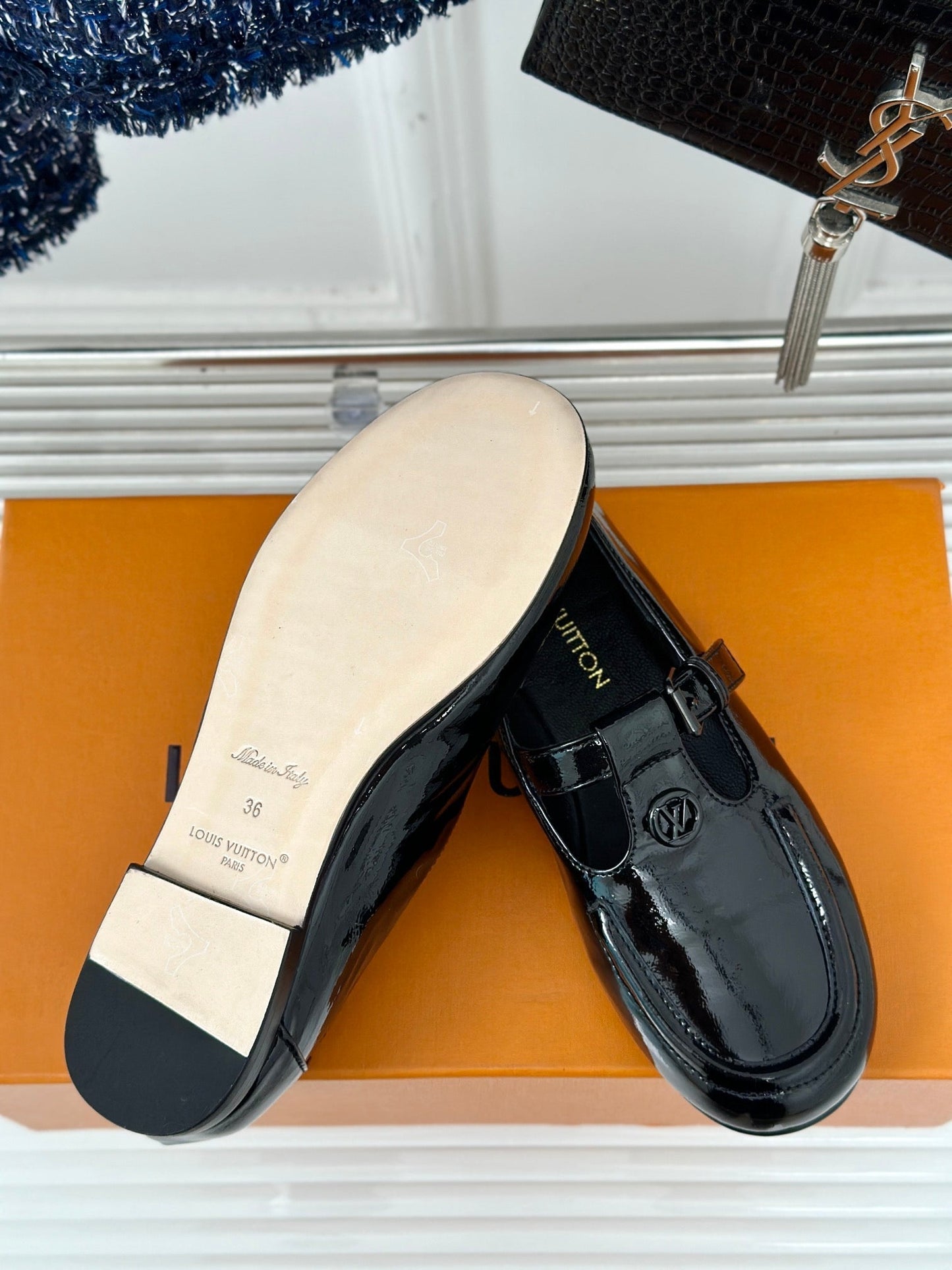 LV WOMEN SOHO FLAT MARY JANE IN BLACK CALFSKIN - 35