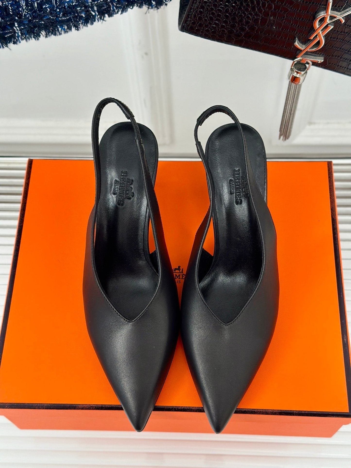 HIGH HEEL 75 MM POINTED- TOE SANDAL IN BLACK CALFSKIN - 35