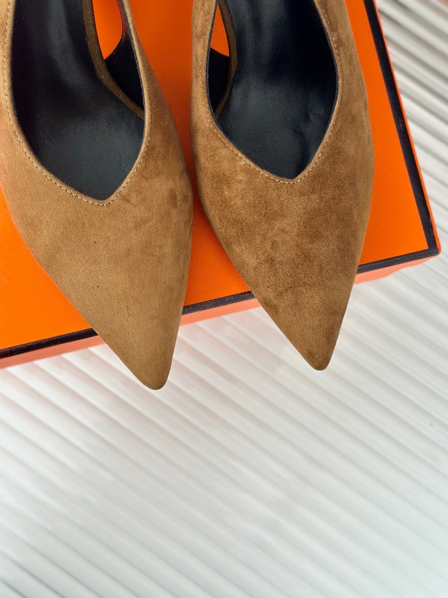 HIGH HEEL 75 MM POINTED- TOE SANDAL IN CIDER BROWN SUEDE - 35