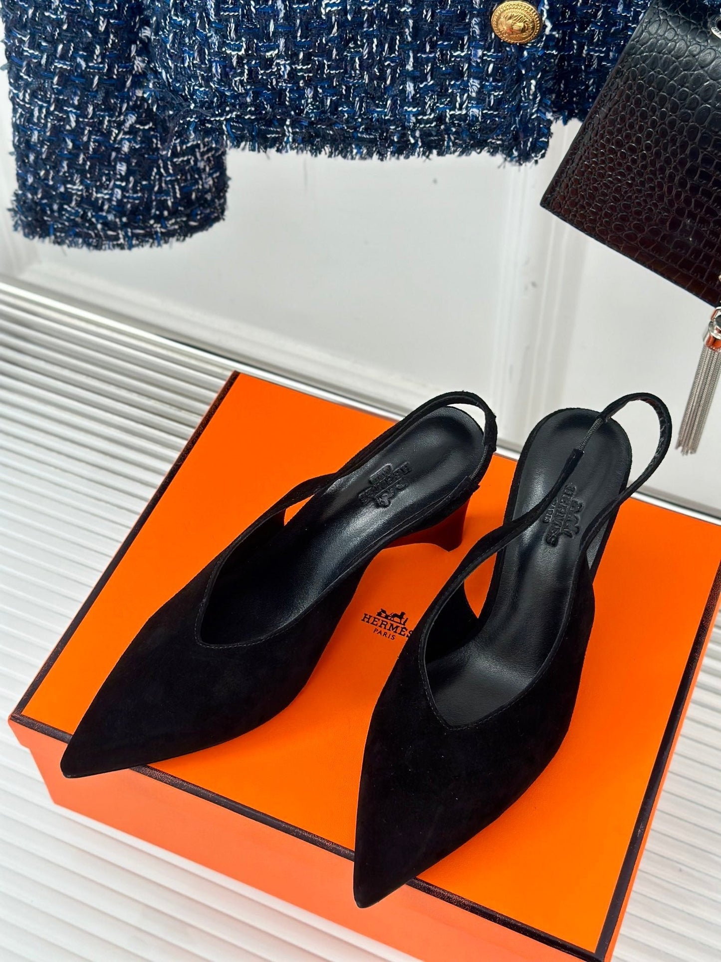 HIGH HEEL 75 MM POINTED- TOE SANDAL IN BLACK SUEDE - 35