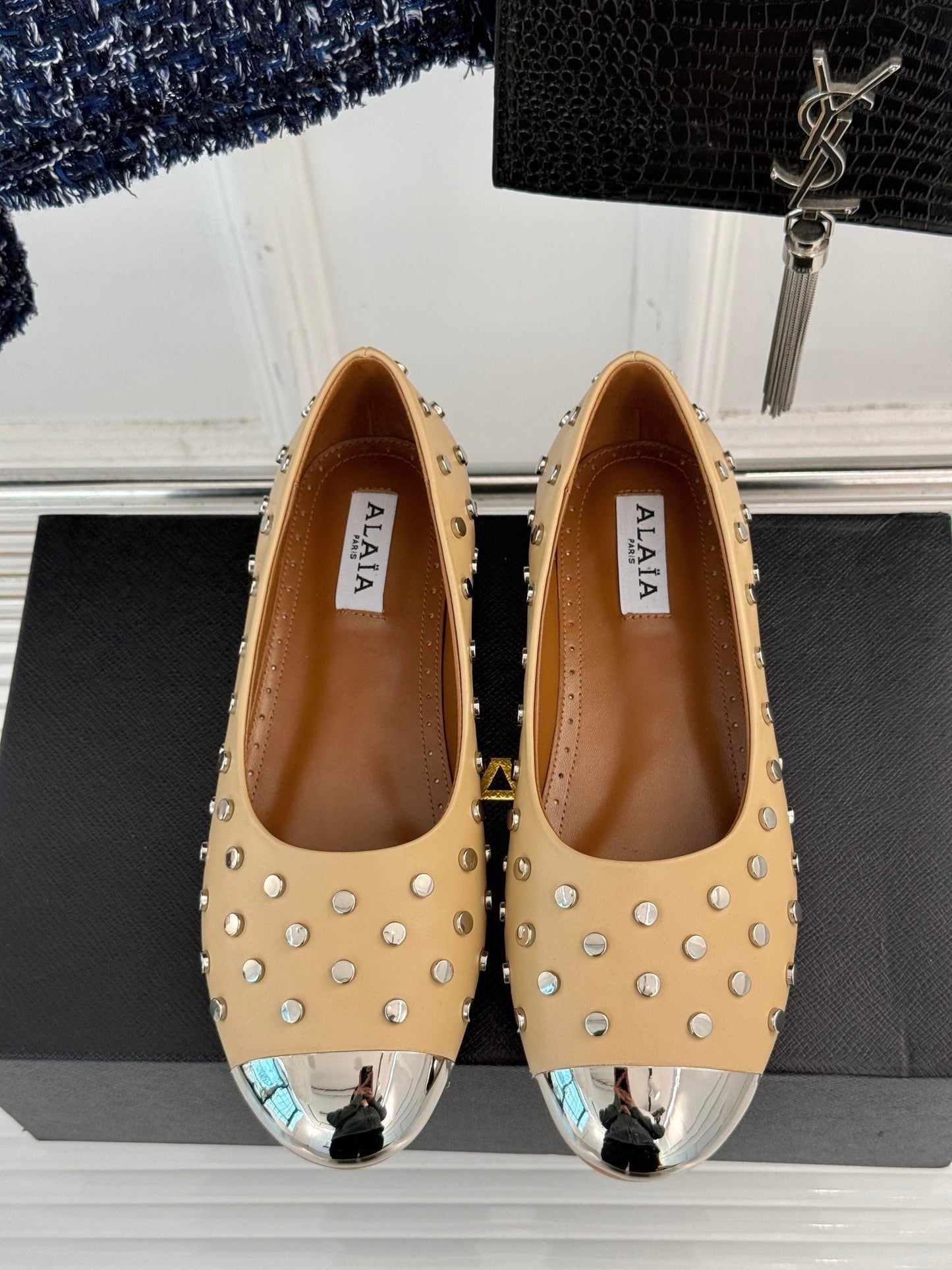 STUD-EMBELLISHED BALLET FLATS IN SEPIA TAN CALFSKIN - 35
