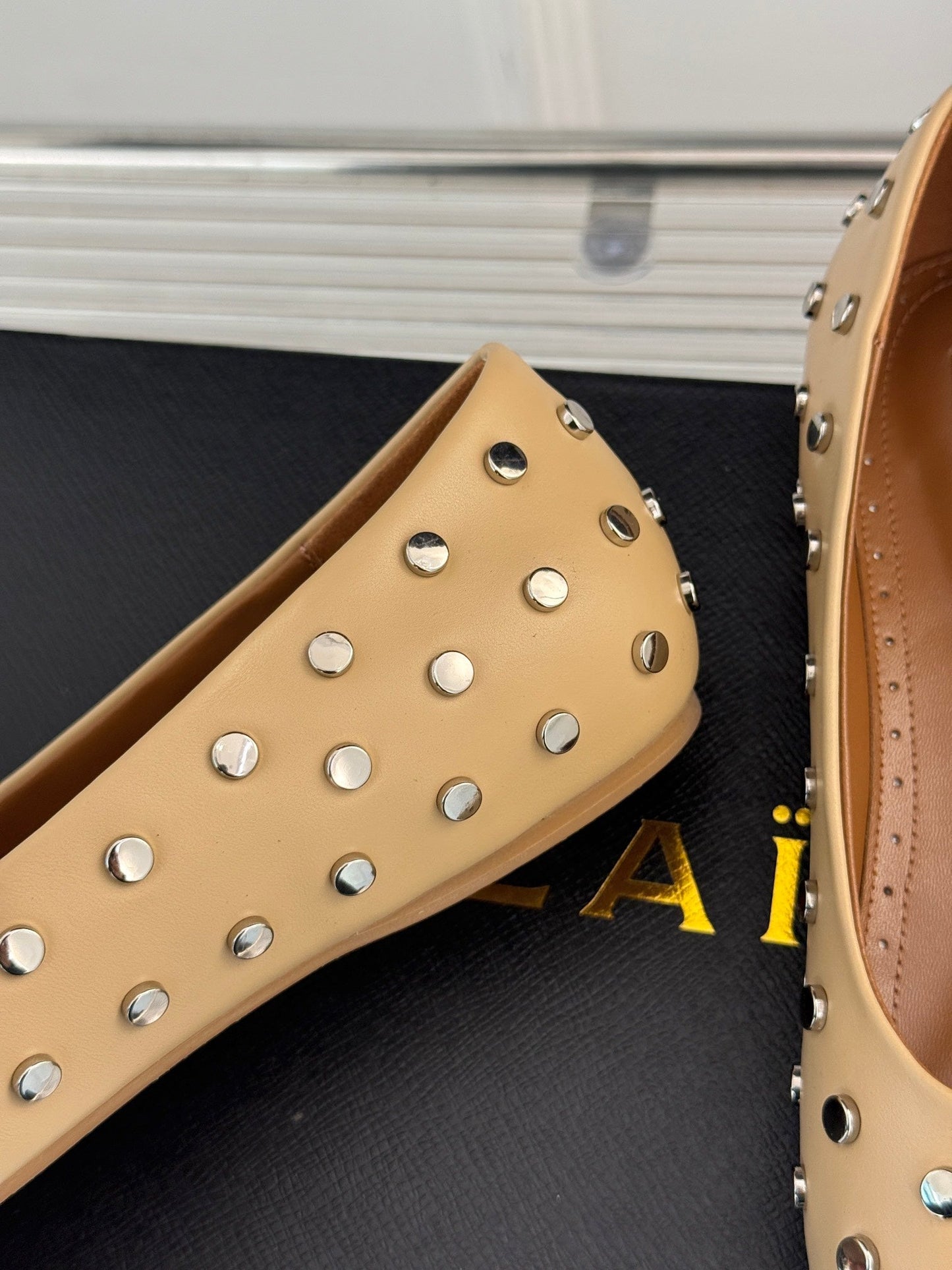 STUD-EMBELLISHED BALLET FLATS IN SEPIA TAN CALFSKIN - 35
