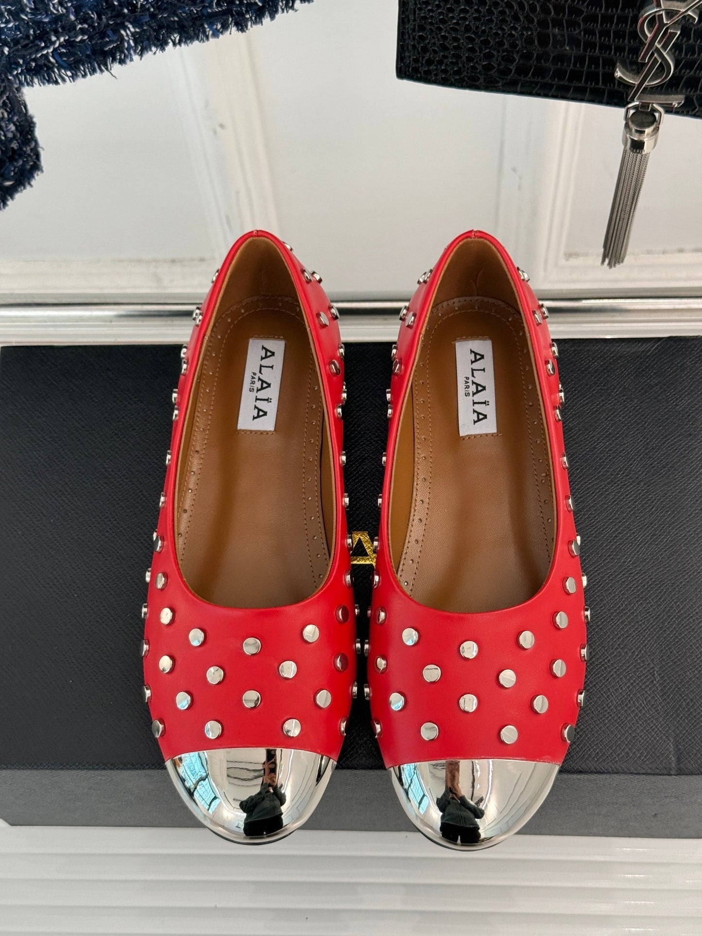 STUD-EMBELLISHED BALLET FLATS IN CHERRY RED CALFSKIN - 35