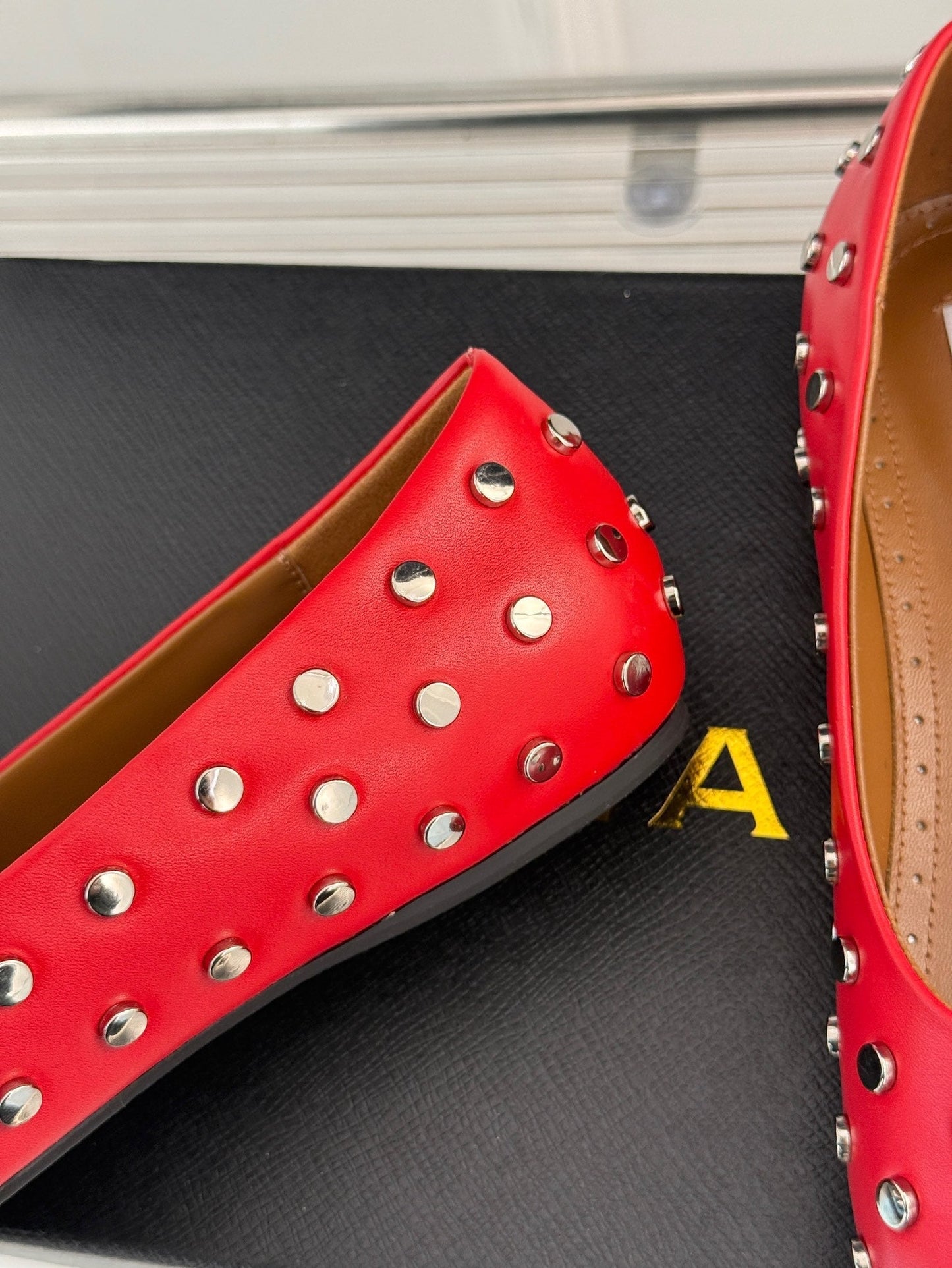 STUD-EMBELLISHED BALLET FLATS IN CHERRY RED CALFSKIN - 35