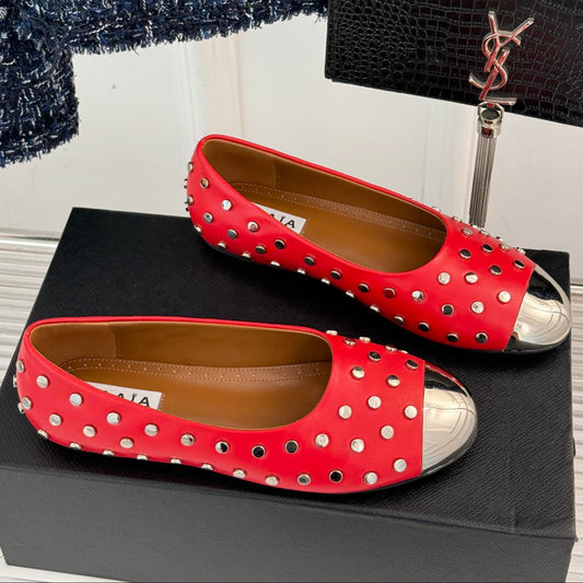 STUD-EMBELLISHED BALLET FLATS IN CHERRY RED CALFSKIN - 35
