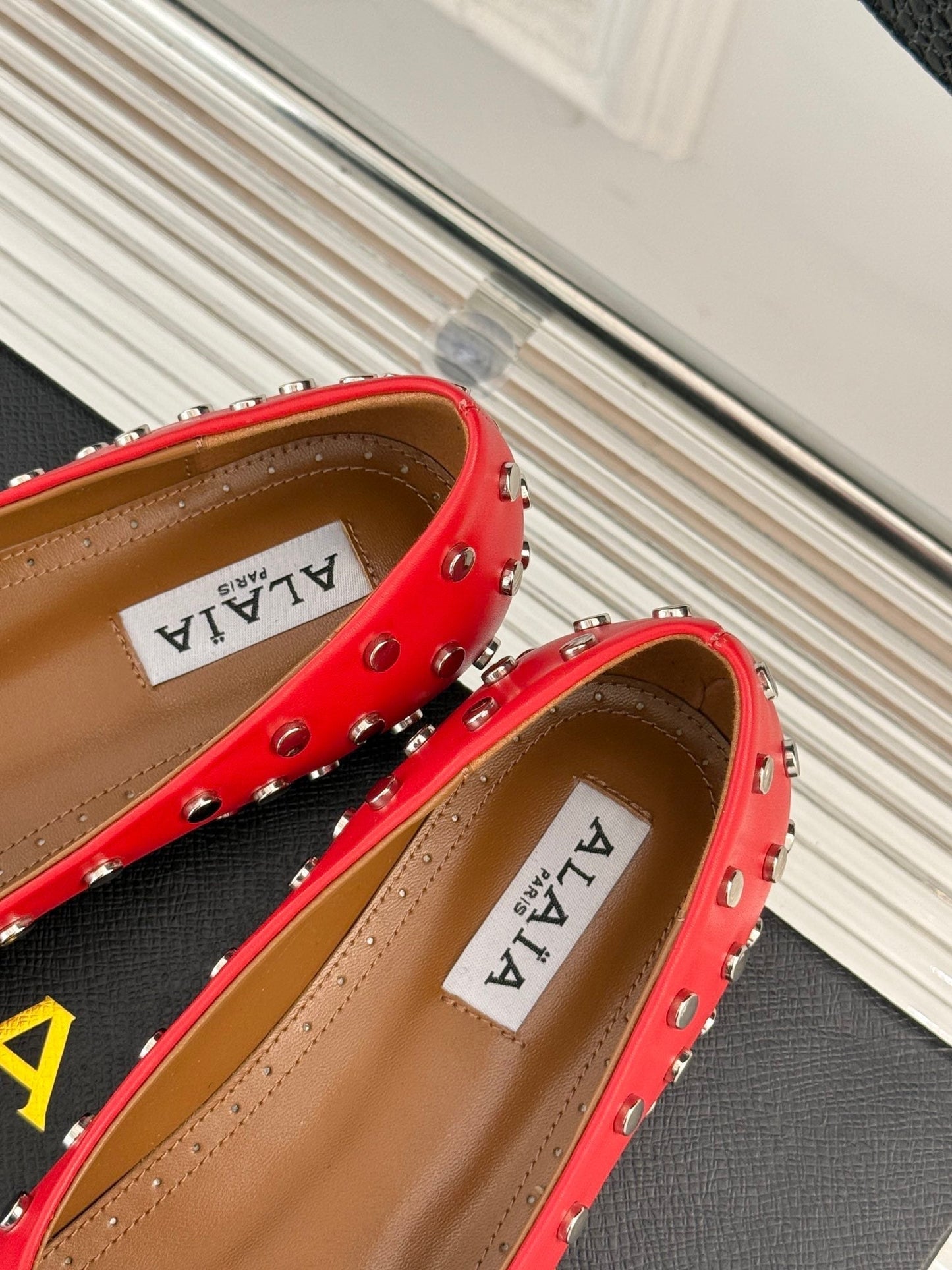 STUD-EMBELLISHED BALLET FLATS IN CHERRY RED CALFSKIN - 35