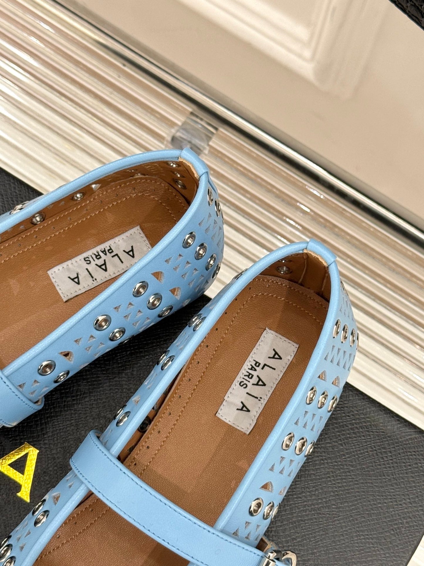 MARY JANE IN LIGHT BLUE CALFSKIN - 35