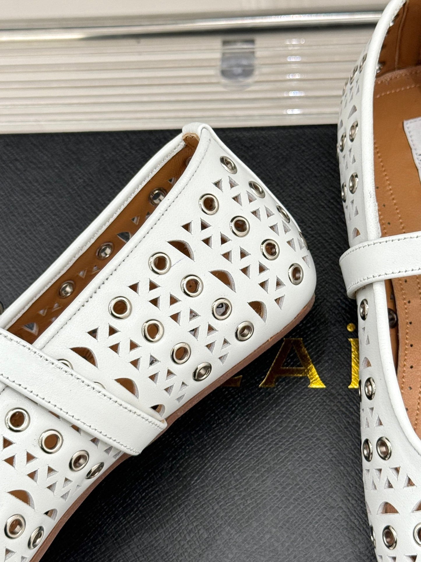 MARY JANE IN WHITE CALFSKIN - 35