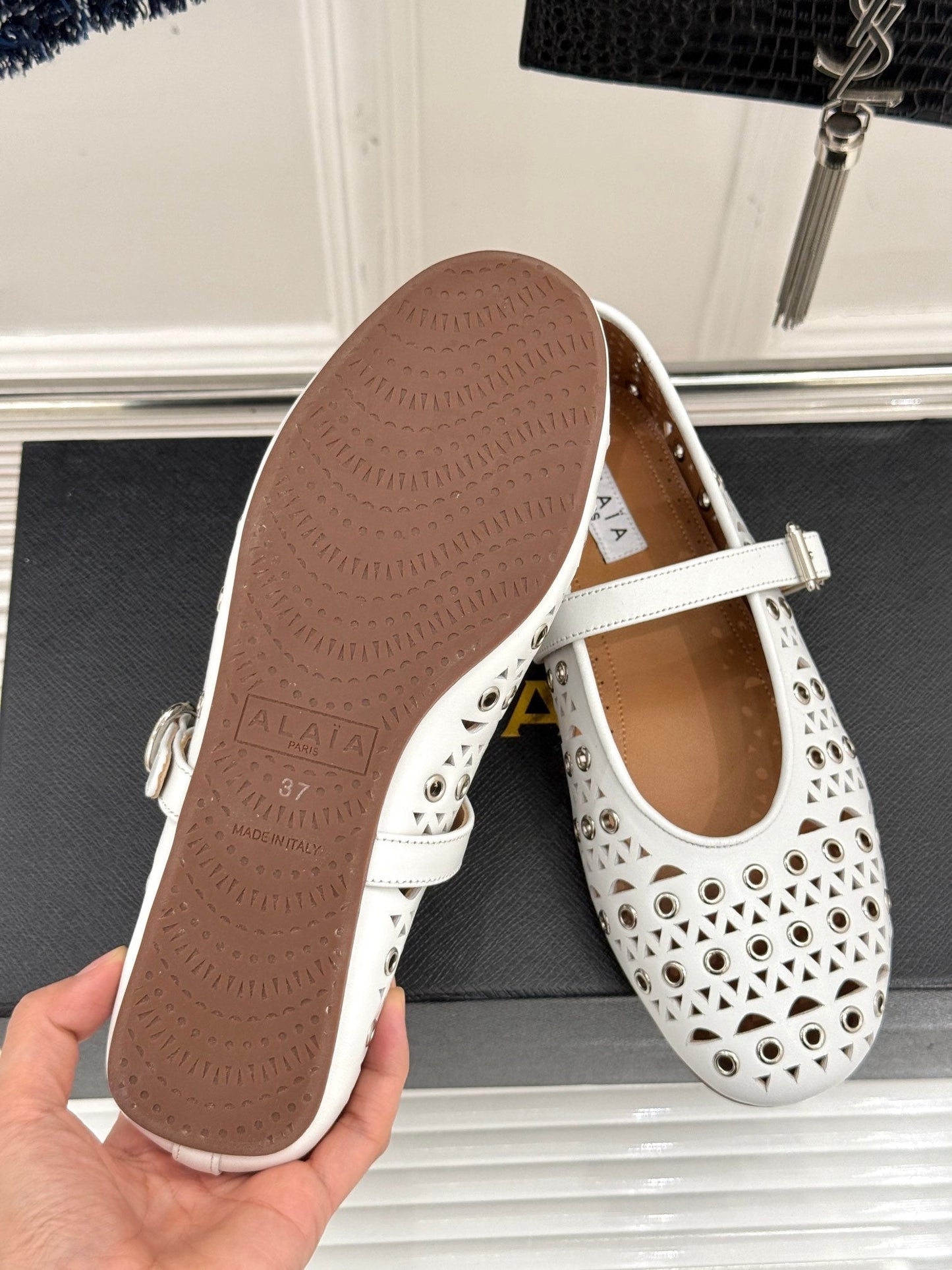 MARY JANE IN WHITE CALFSKIN - 35