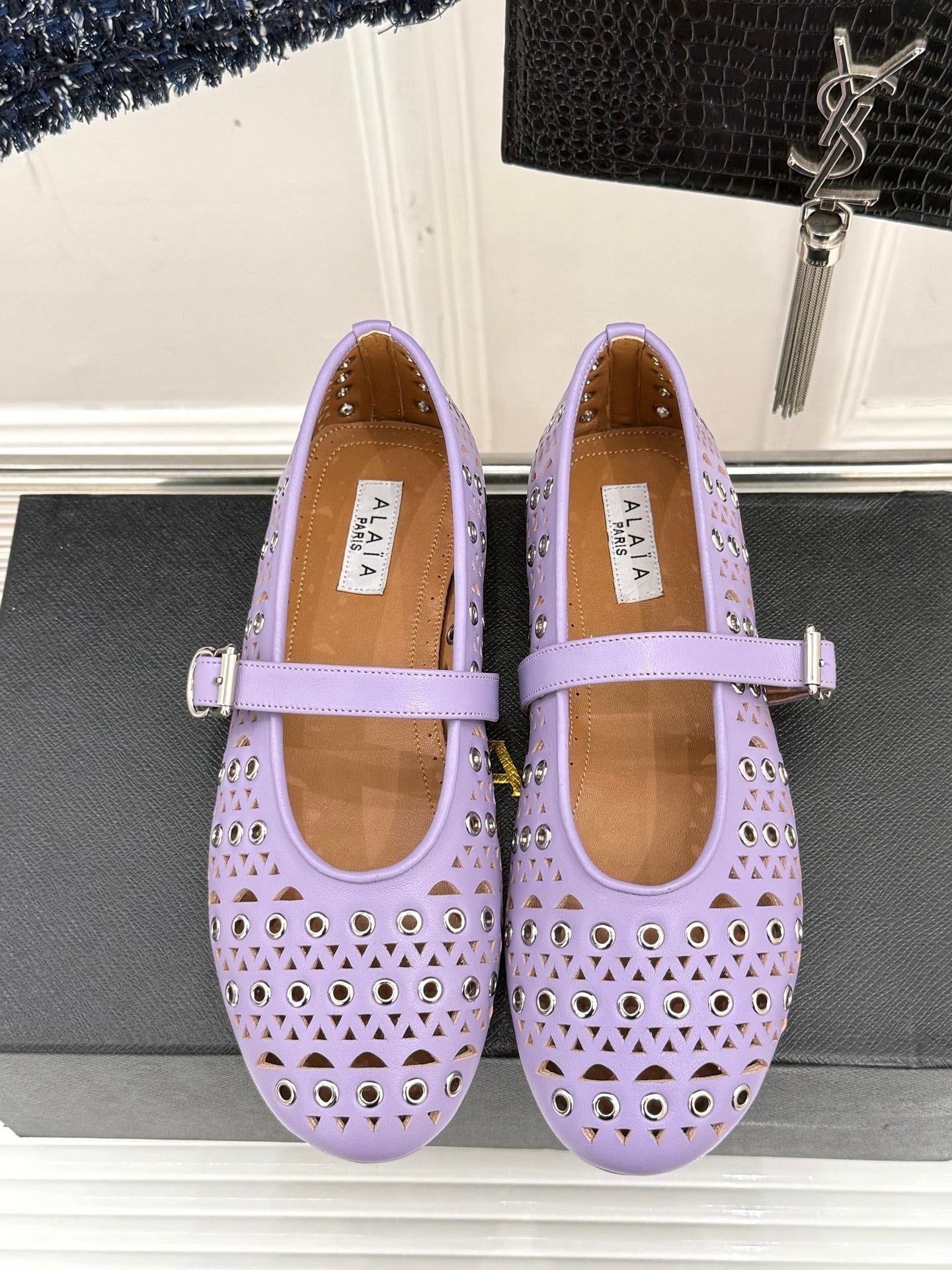 MARY JANE IN PASTEL GRAY CALFSKIN - 35
