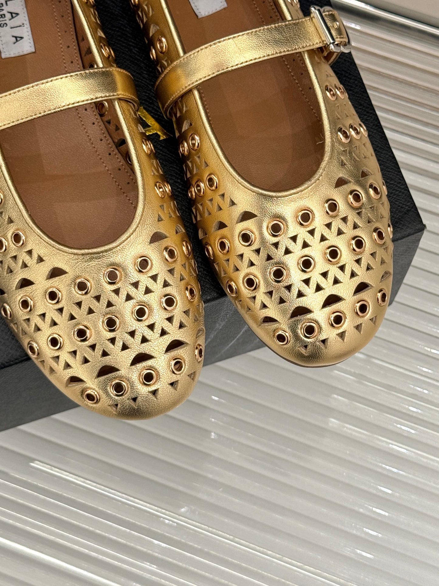MARY JANE IN METALLIC GOLD CALFSKIN - 35