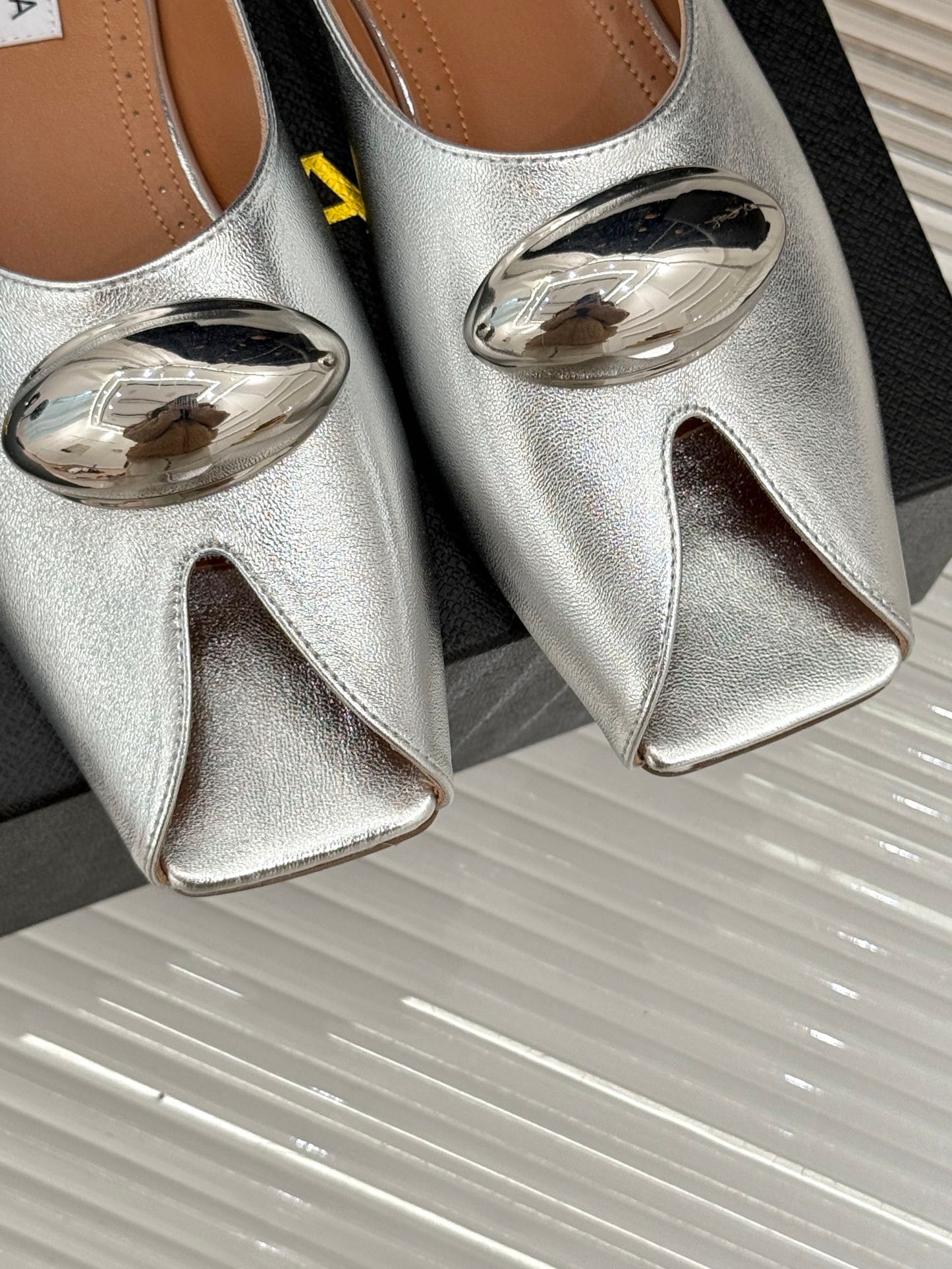 ALAIA FLAT MULE IN SILVER LAMBSKIN WITH SILVER HARDWARE - 35