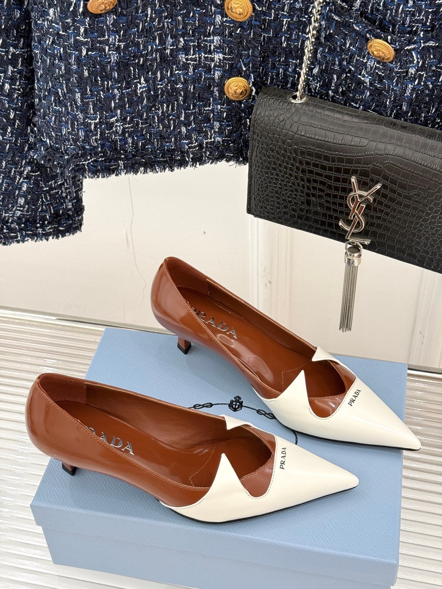 KITTEN HEEL PUMPS IN WHITE MIX BROWN CALFSKIN - 35