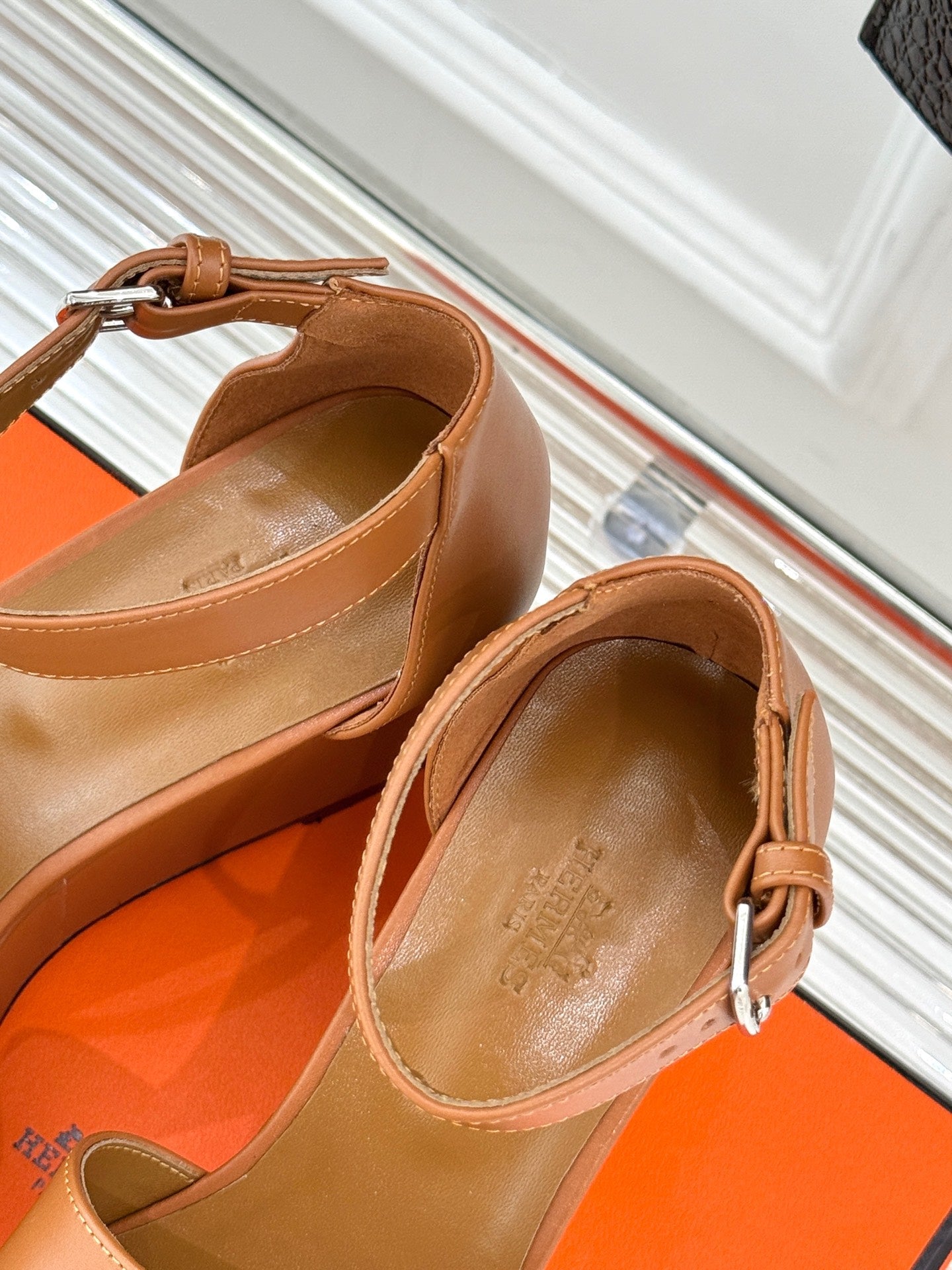 ILLUSION 35 SANDAL IN BRONZE BROWN CALFSKIN - 35