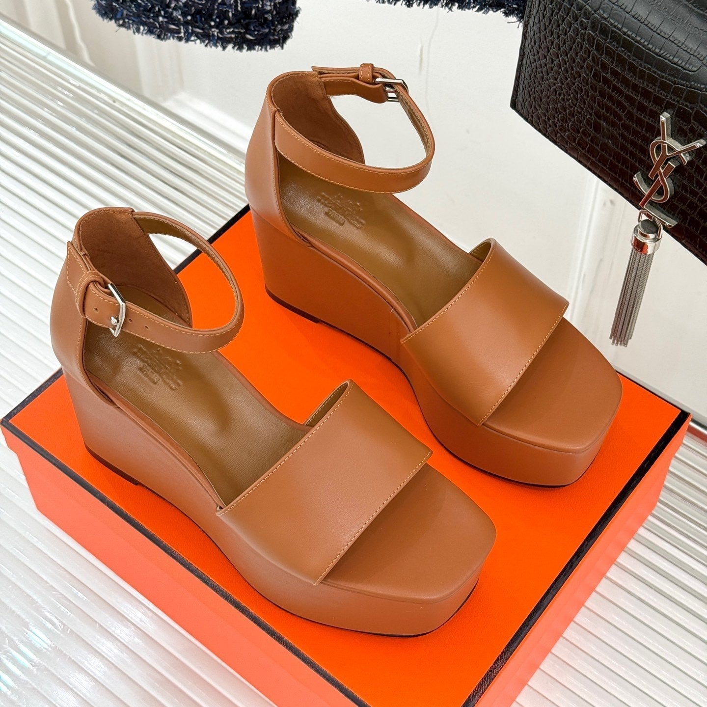 ILLUSION 35 SANDAL IN BRONZE BROWN CALFSKIN - 35