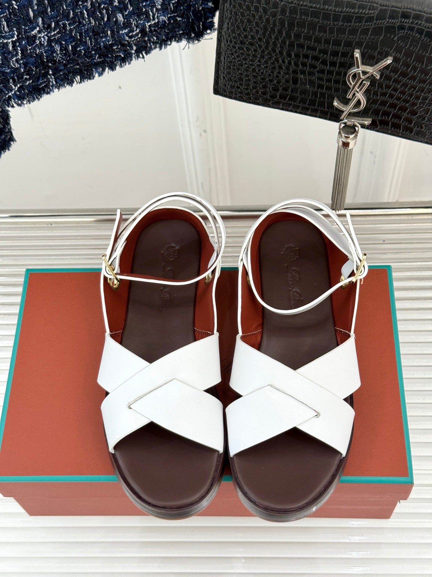 SANDALS THICK SOLE CROSS STRAP IN WHITE AND BROWN CALFSKIN - 35