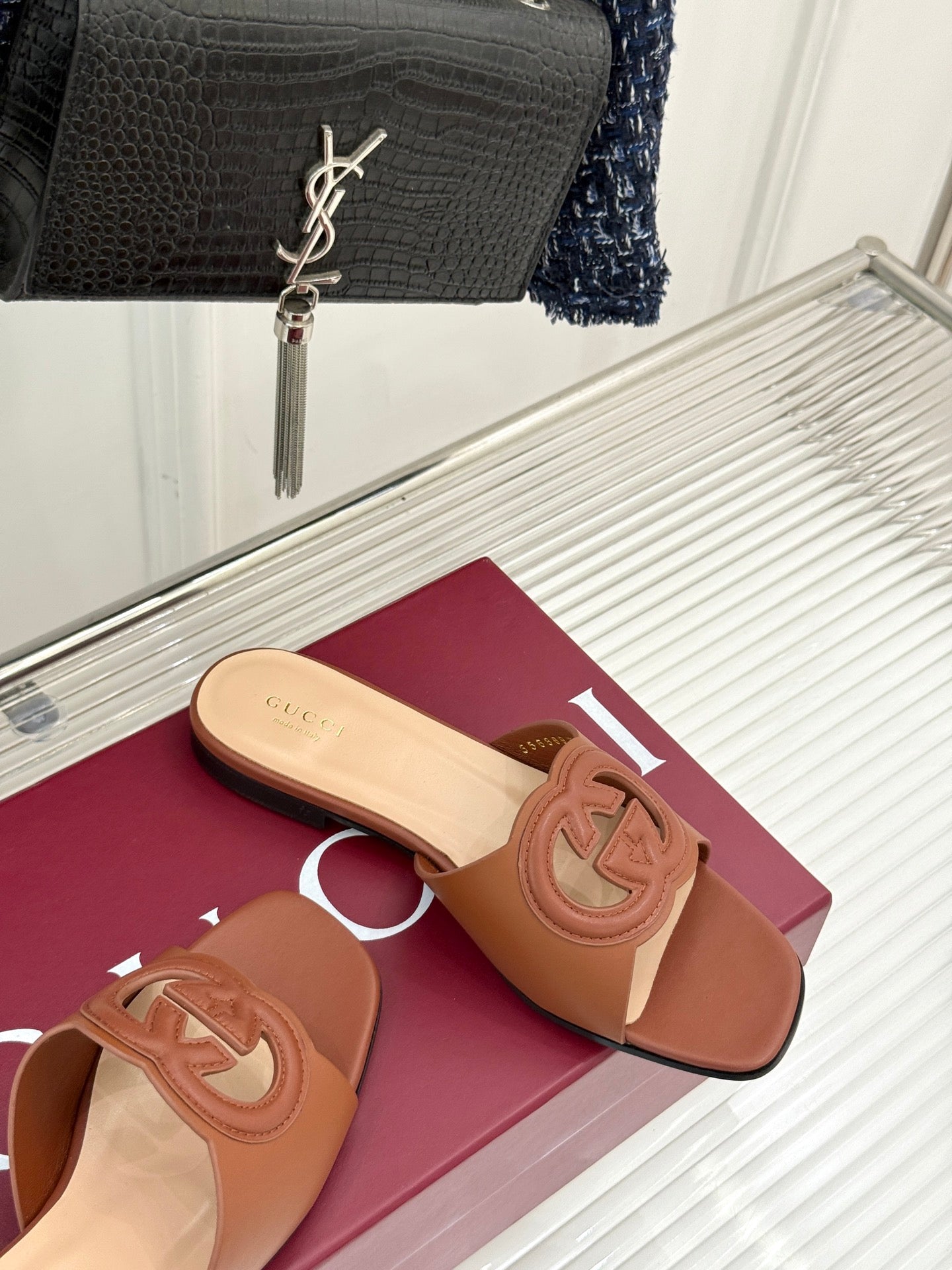 SLIDE SANDALS IN BROWN CALFSKIN - 35