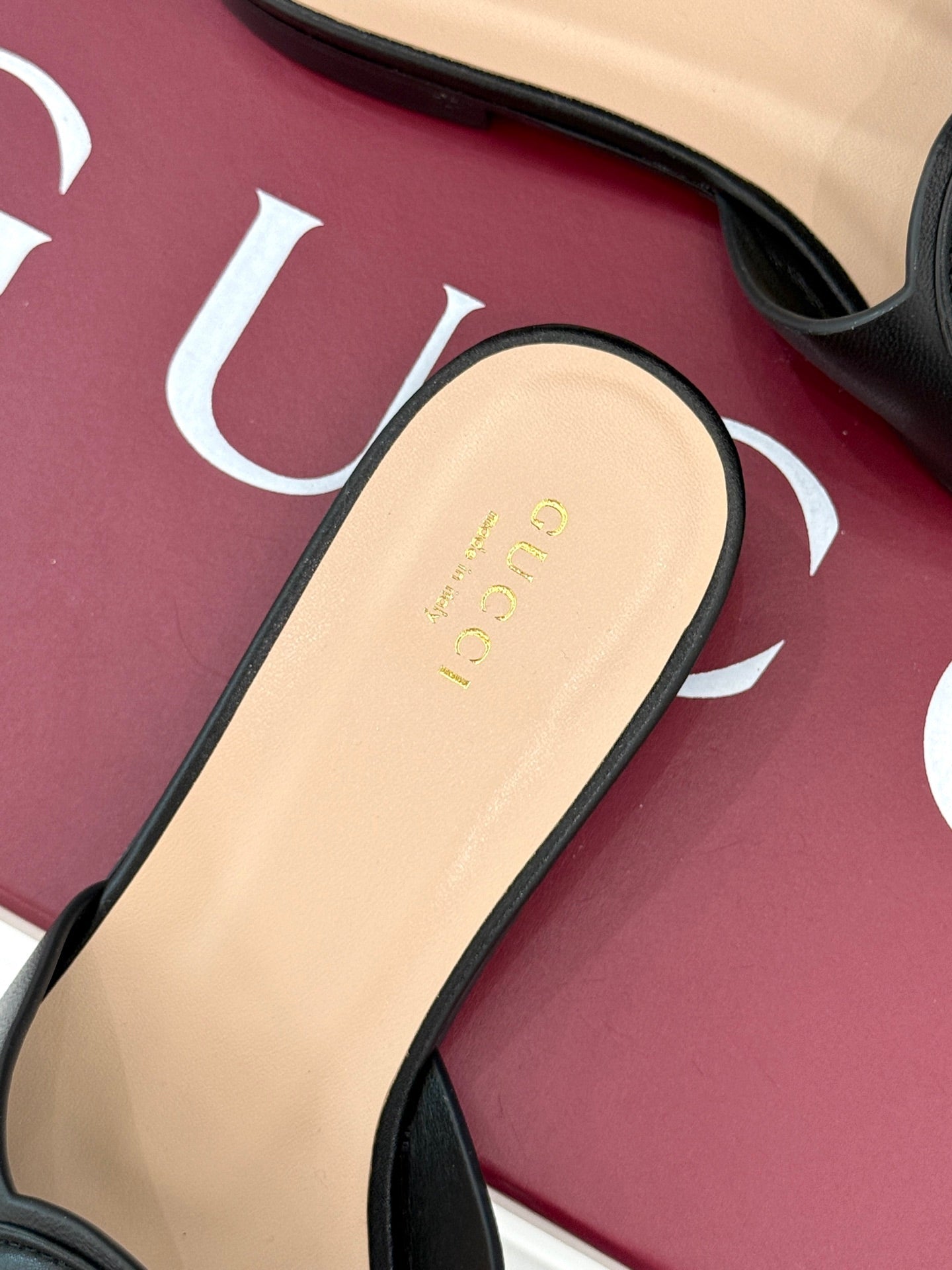 SLIDE SANDALS IN BURNT BLACK CALFSKIN - 35