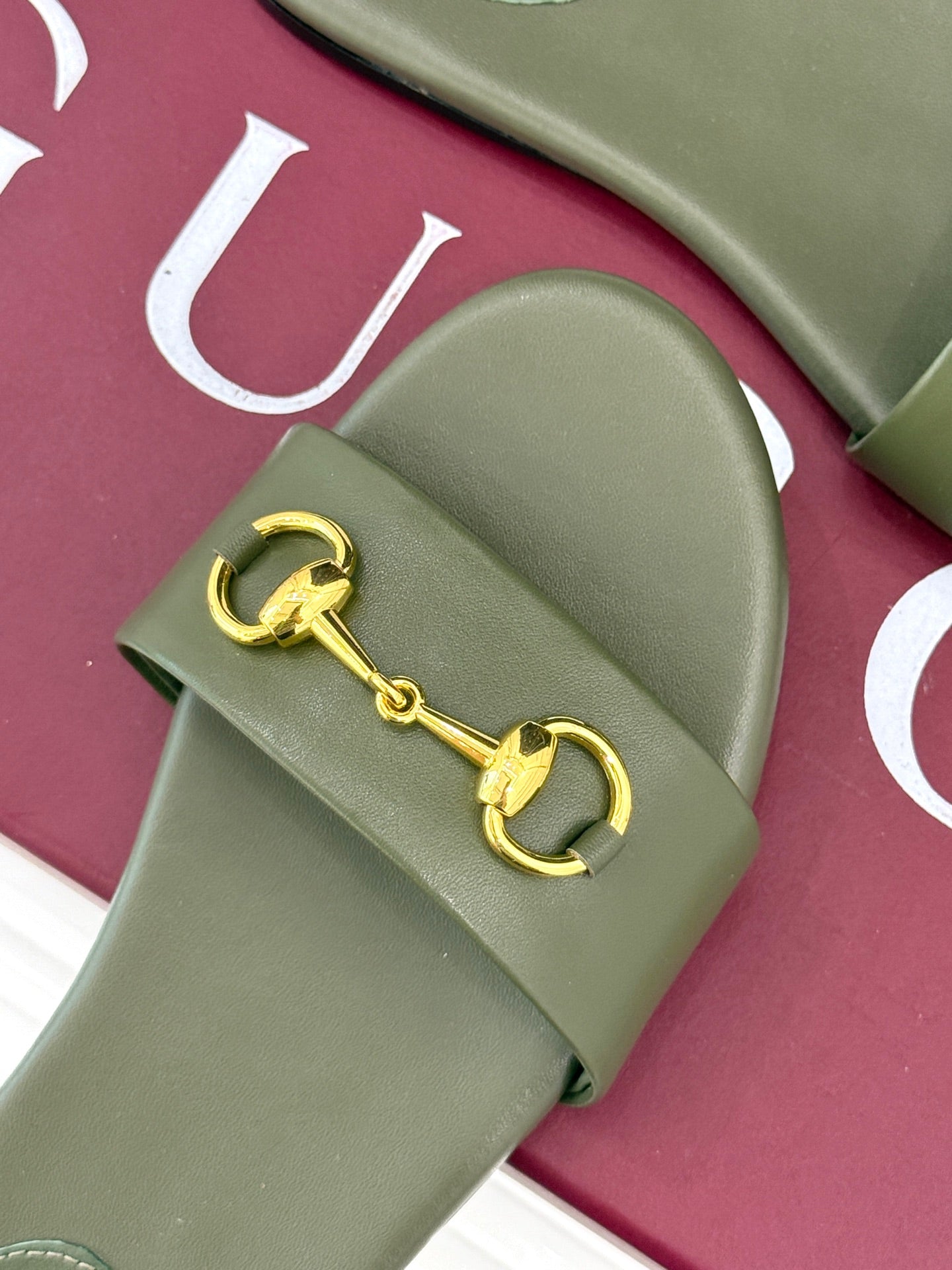 SLIDE SANDALS IN MOSS GREEN CALFSKIN WITH GOLD HARDWARE - 35