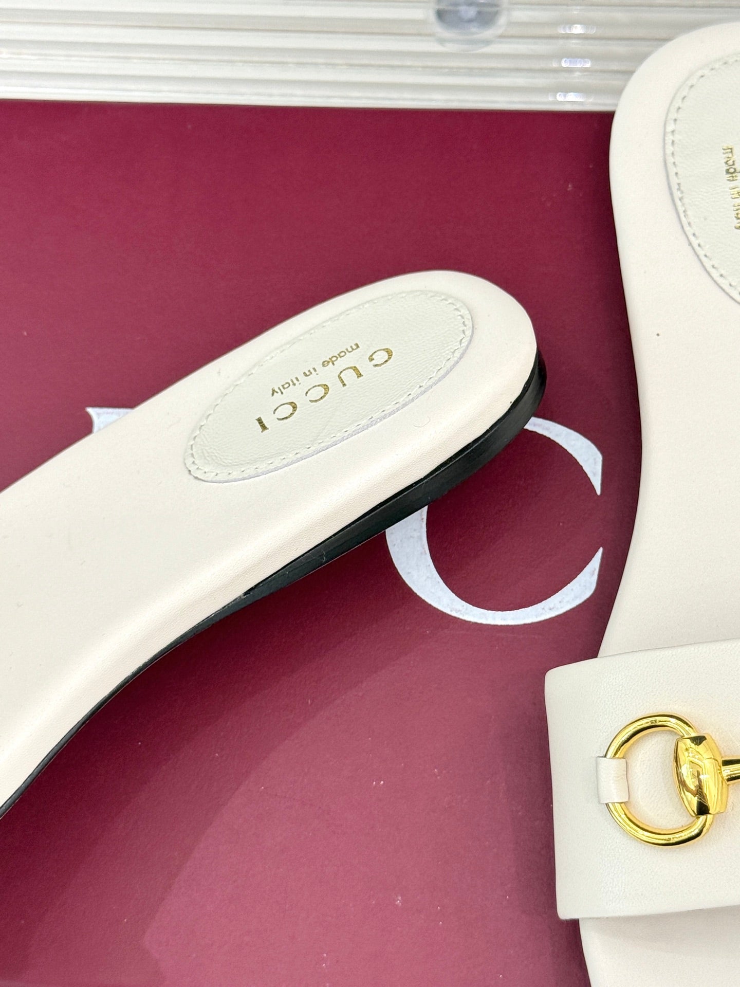 SLIDE SANDALS IN WHITE CALFSKIN WITH GOLD HARDWARE - 35