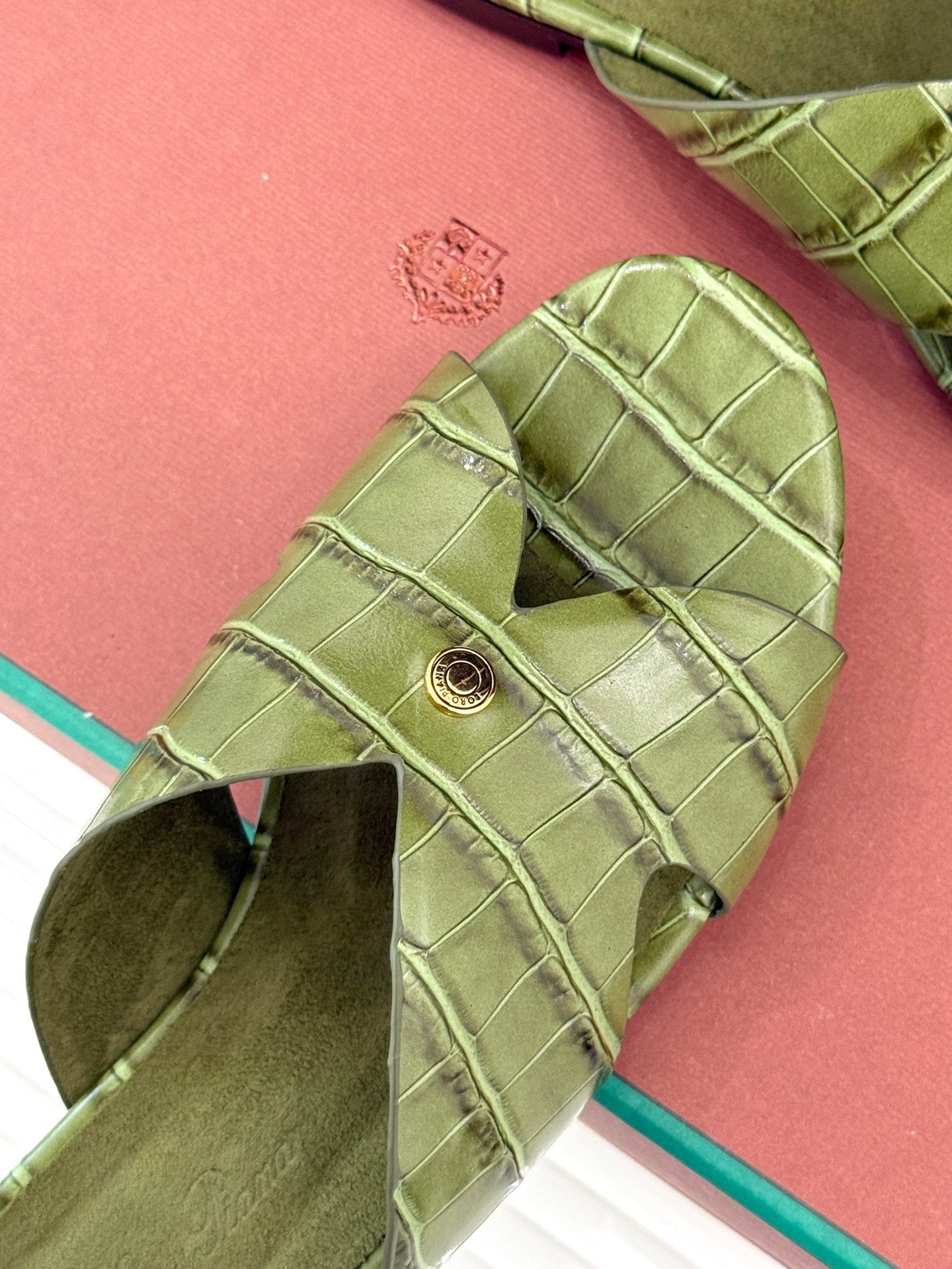 LP SANDALS 25S IN MOSS GREEN LAMBSKIN SNAKE EMBOSSING - 35